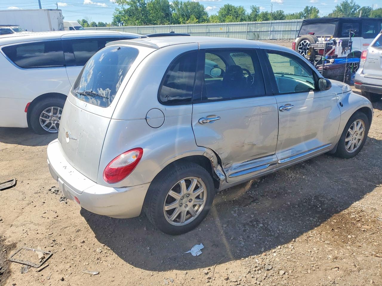 2010 Chrysler Pt Cruiser Silver vin: 3A4GY5F95AT202891