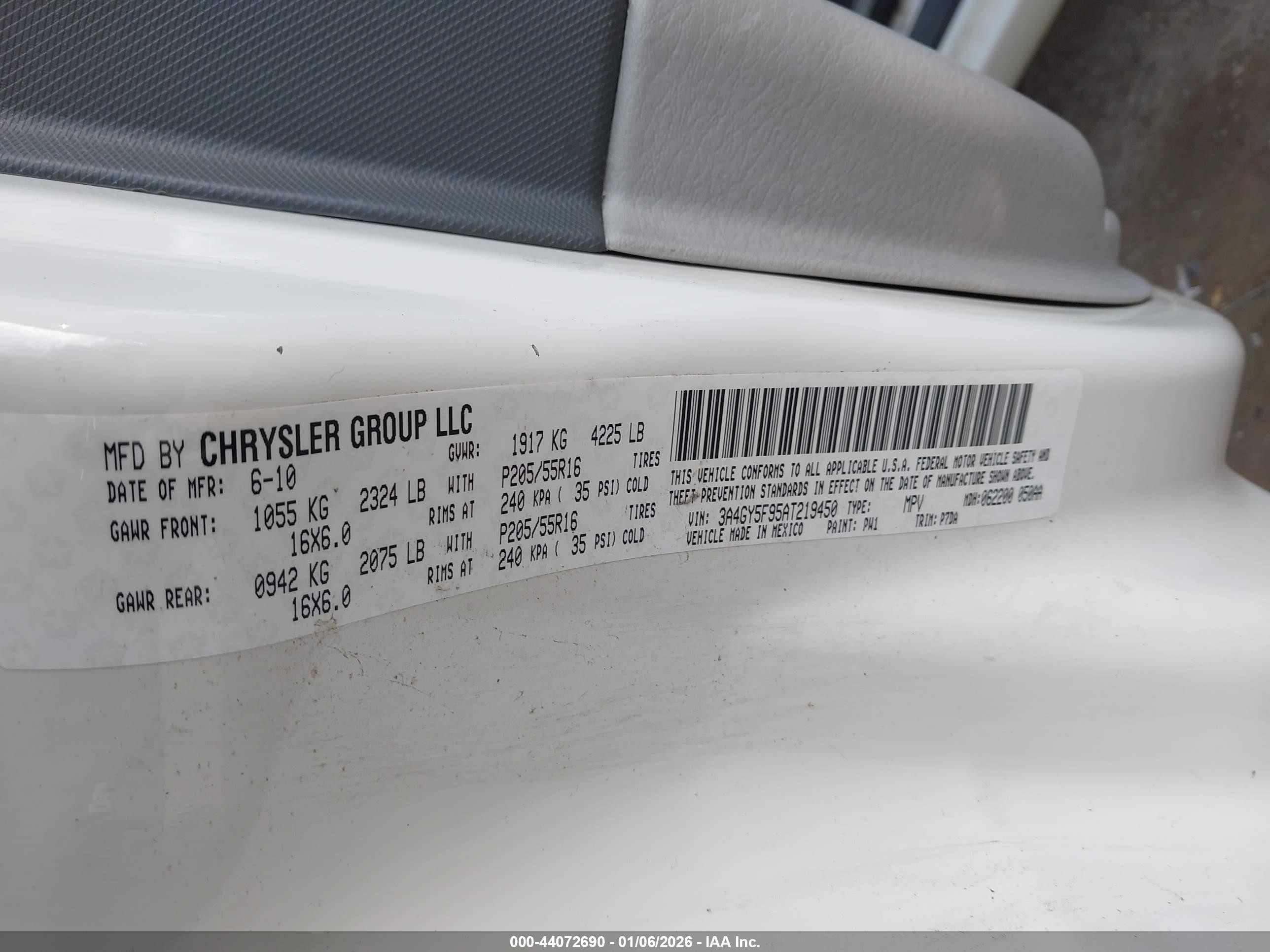 2010 Chrysler Pt Cruiser Classic White vin: 3A4GY5F95AT219450