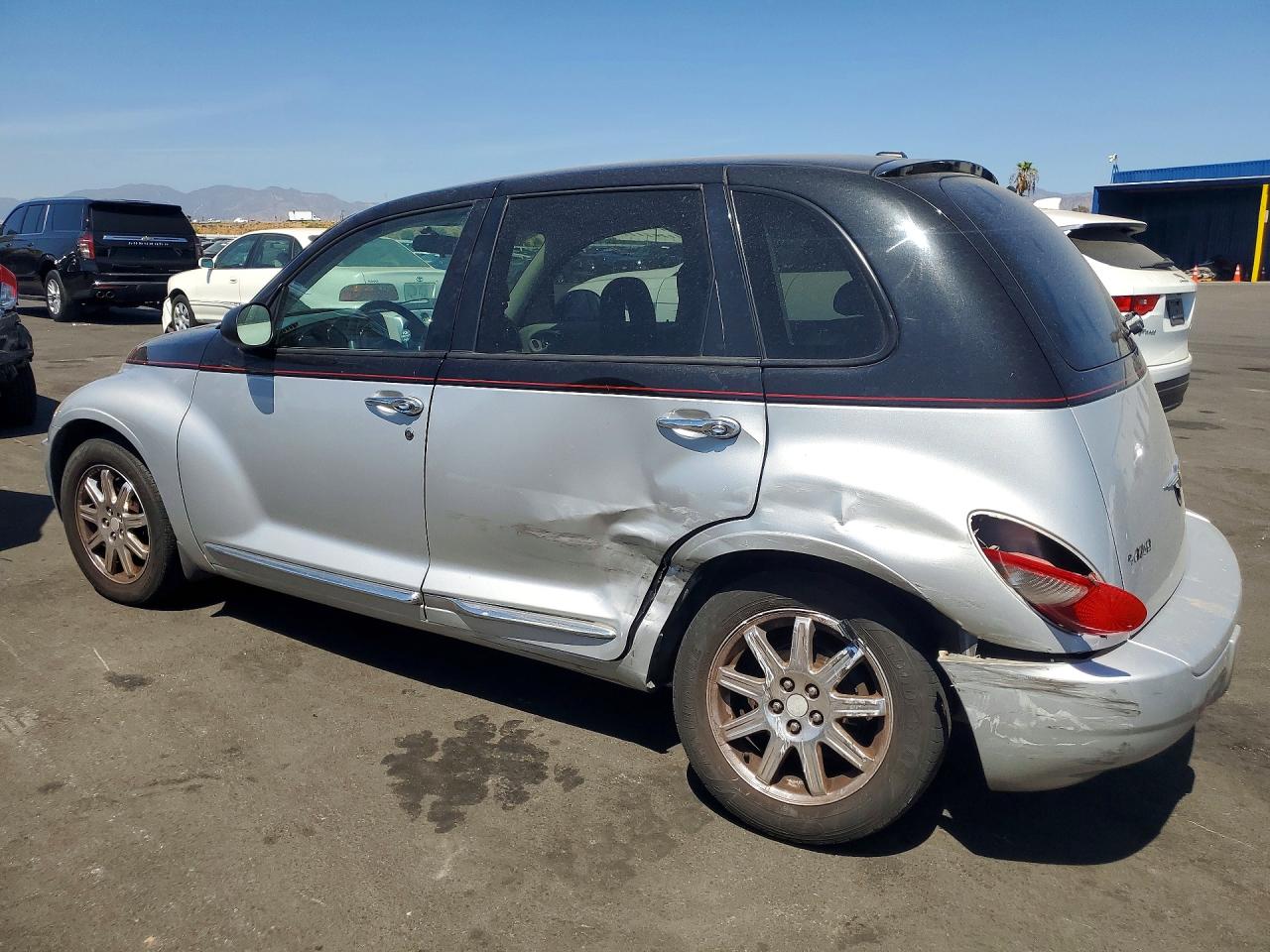 2010 Chrysler Pt Cruiser Two Tone vin: 3A4GY5F96AT212037