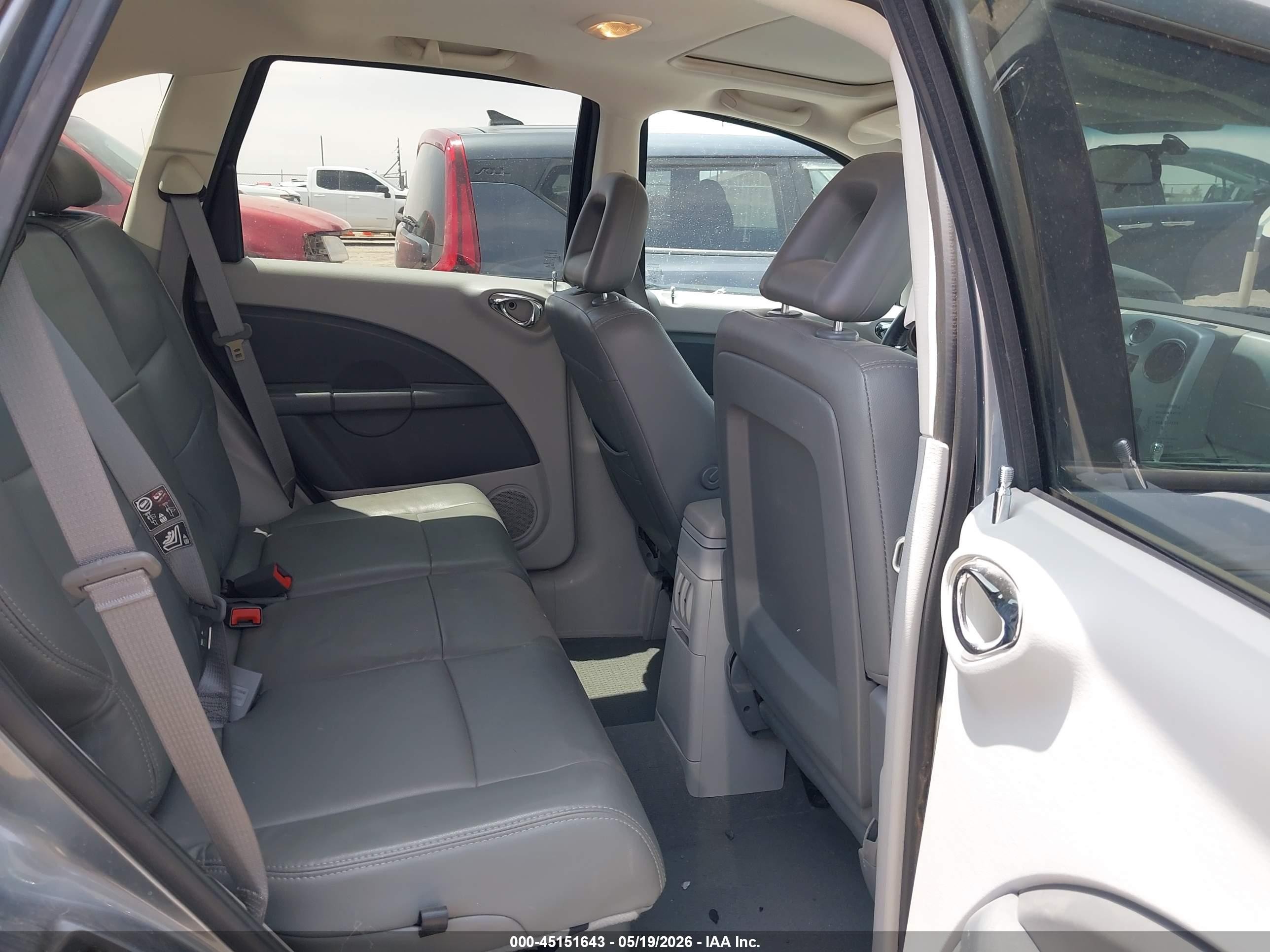 2010 Chrysler Pt Cruiser Classic Gray vin: 3A4GY5F96AT219375