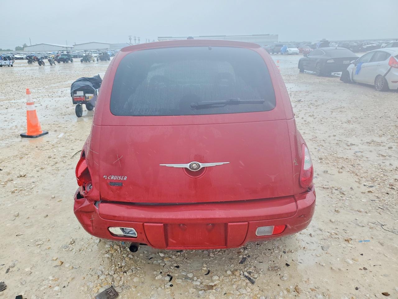 2010 Chrysler Pt Cruiser Red vin: 3A4GY5F9XAT143630