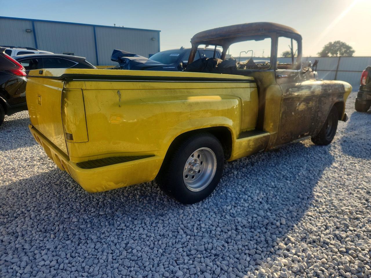 1957 Chevrolet 3100 Yellow vin: 3A57K137740