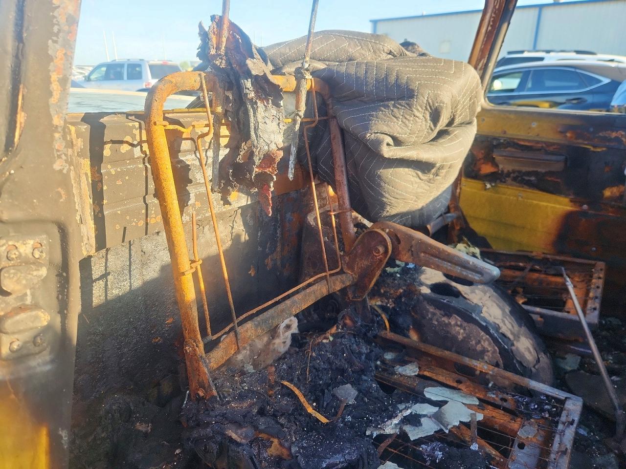 1957 Chevrolet 3100 Yellow vin: 3A57K137740
