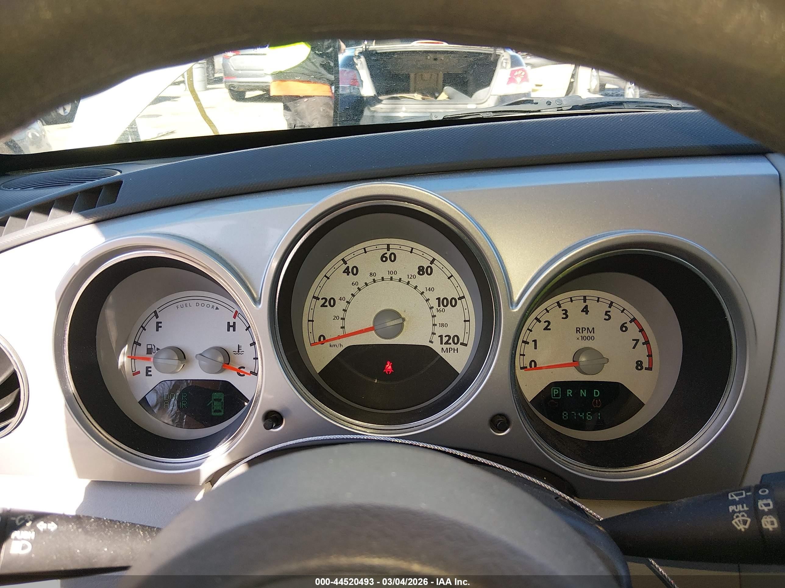 2008 Chrysler Pt Cruiser   White vin: 3A8FY48B28T107333