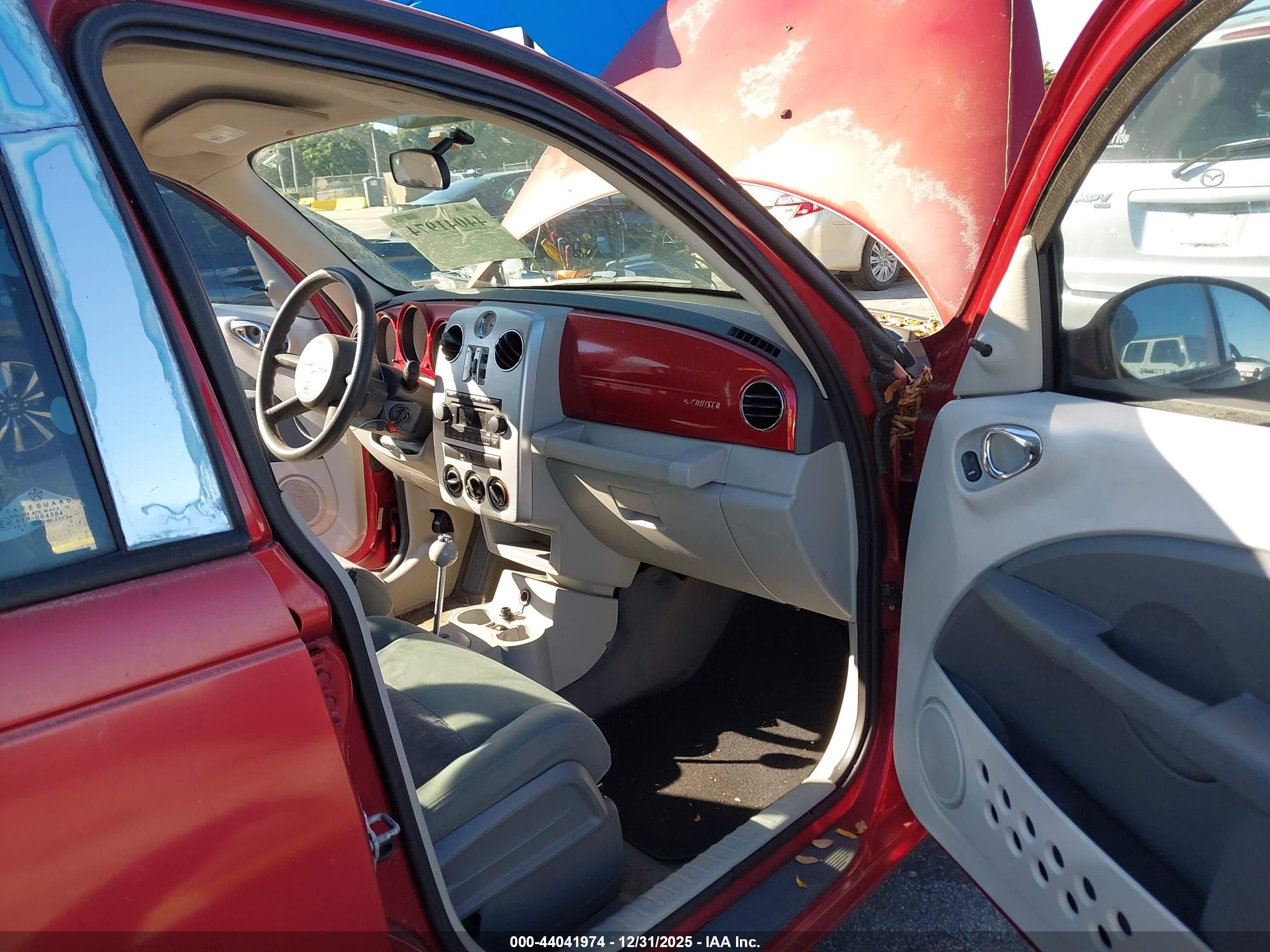 2009 Chrysler Pt Cruiser Lx Красный vin: 3A8FY48909T595826