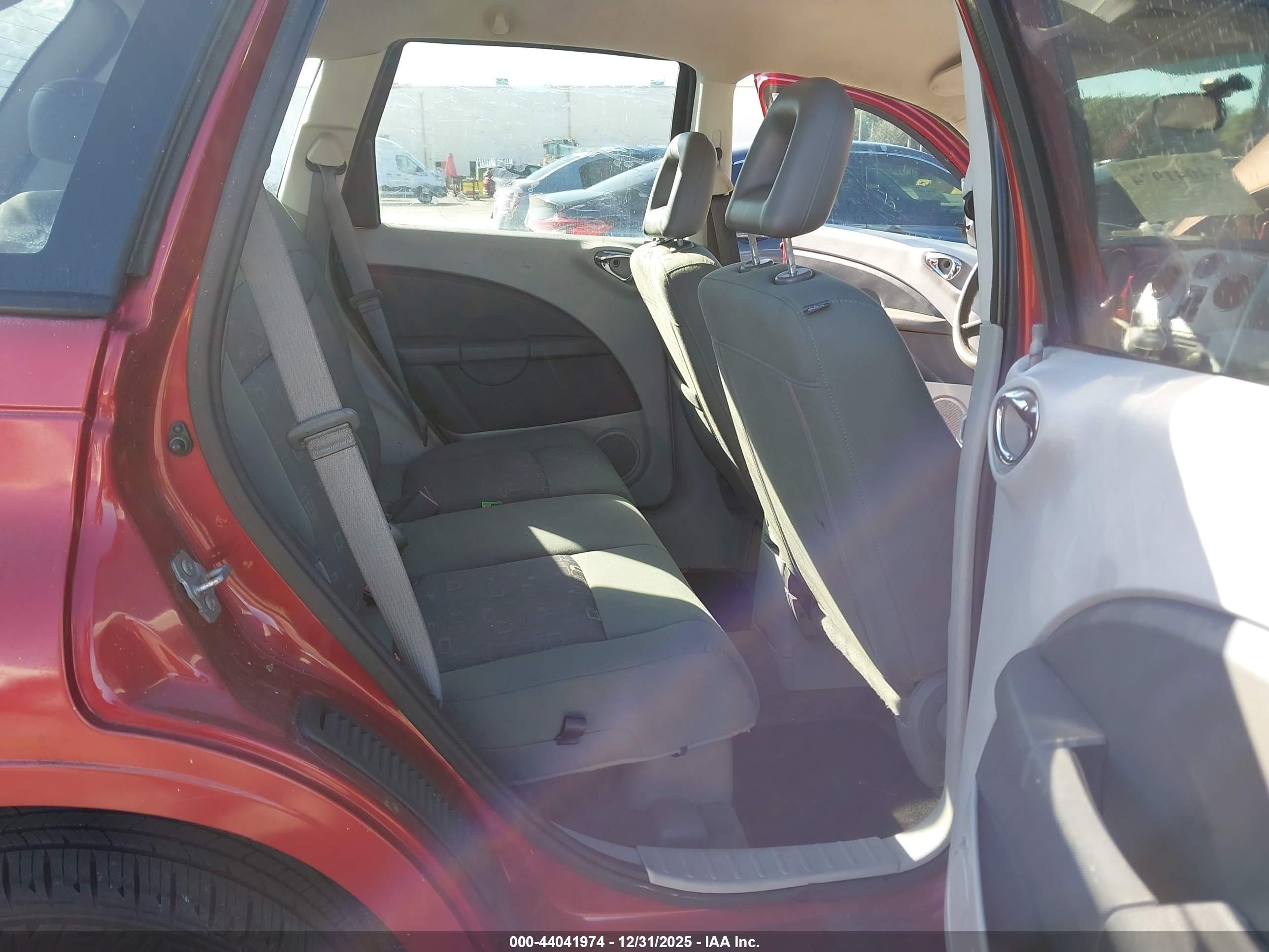 2009 Chrysler Pt Cruiser Lx Красный vin: 3A8FY48909T595826