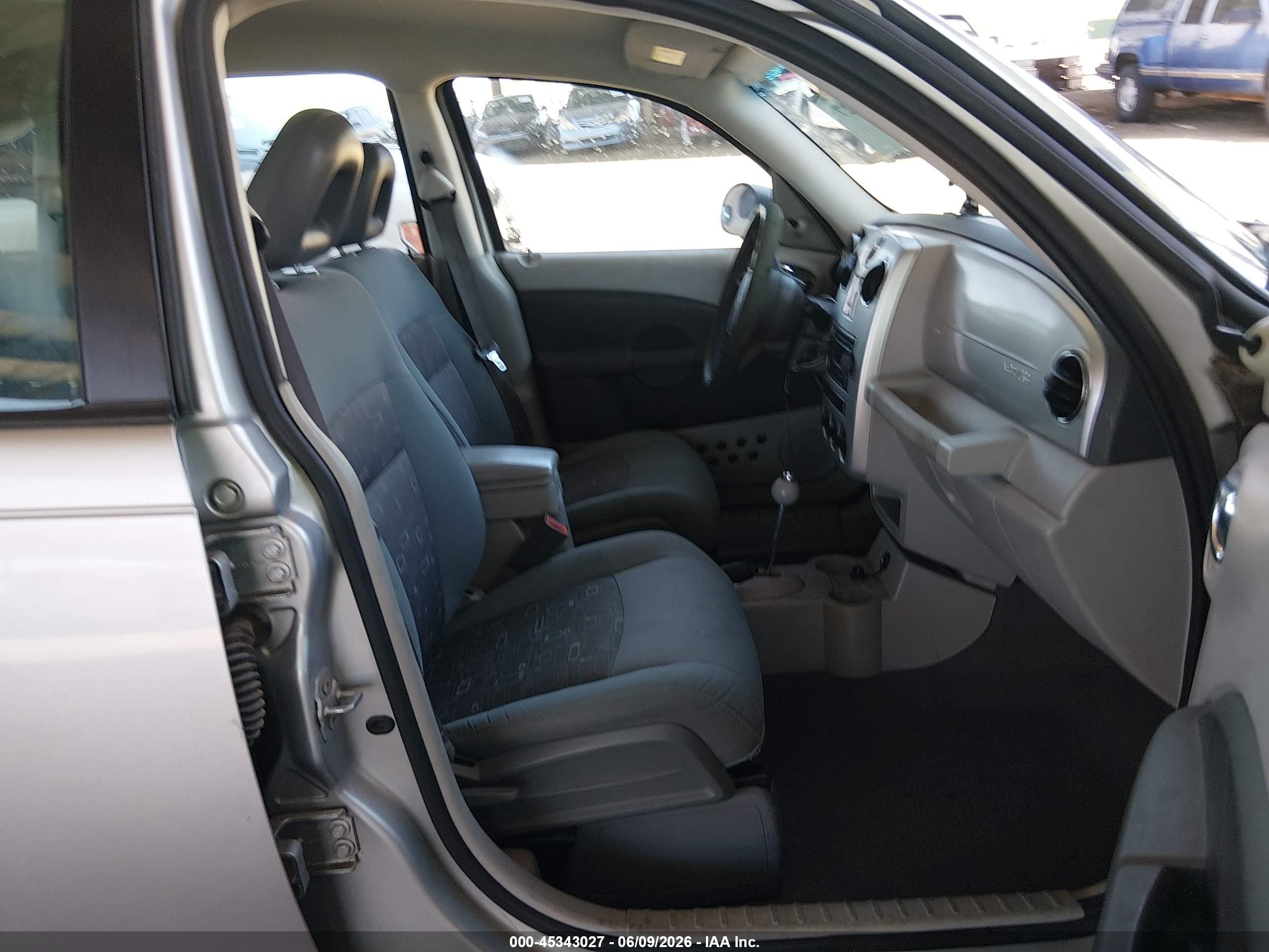 2009 Chrysler Pt Cruiser Lx Silver vin: 3A8FY48959T527571