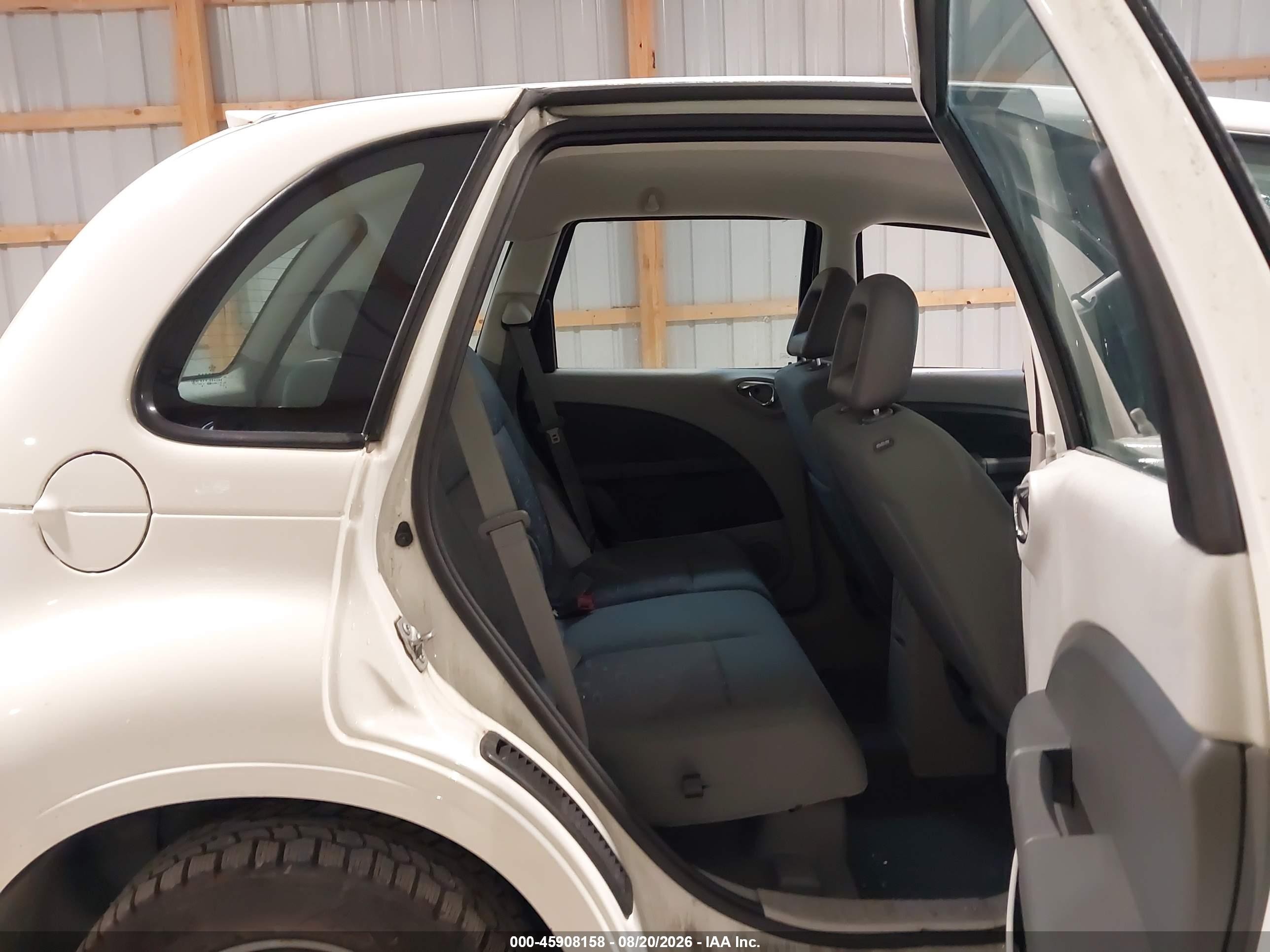 2009 Chrysler Pt Cruiser Lx White vin: 3A8FY489X9T571176