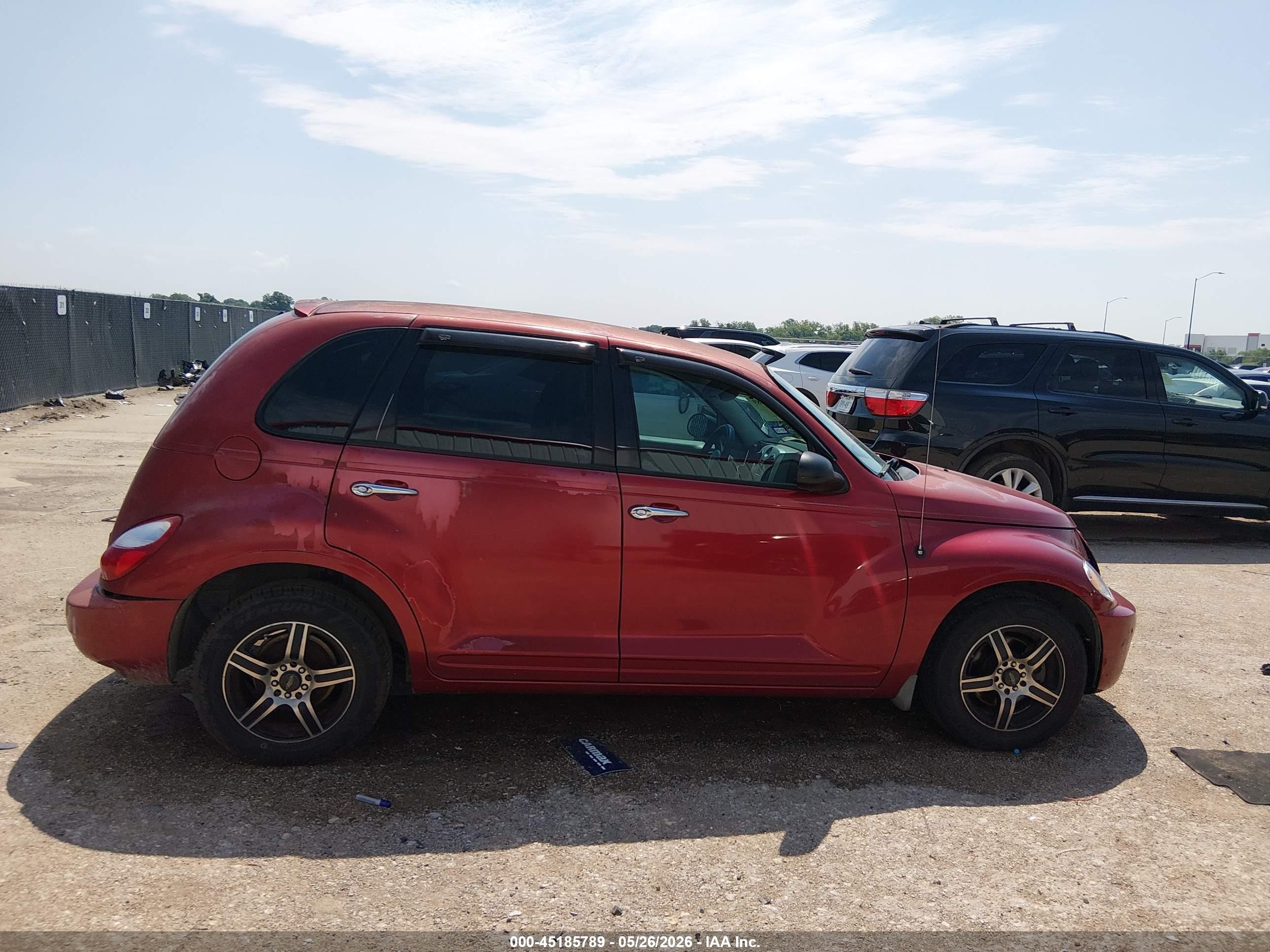 2008 Chrysler Pt Cruiser Lx Red vin: 3A8FY48B28T149016