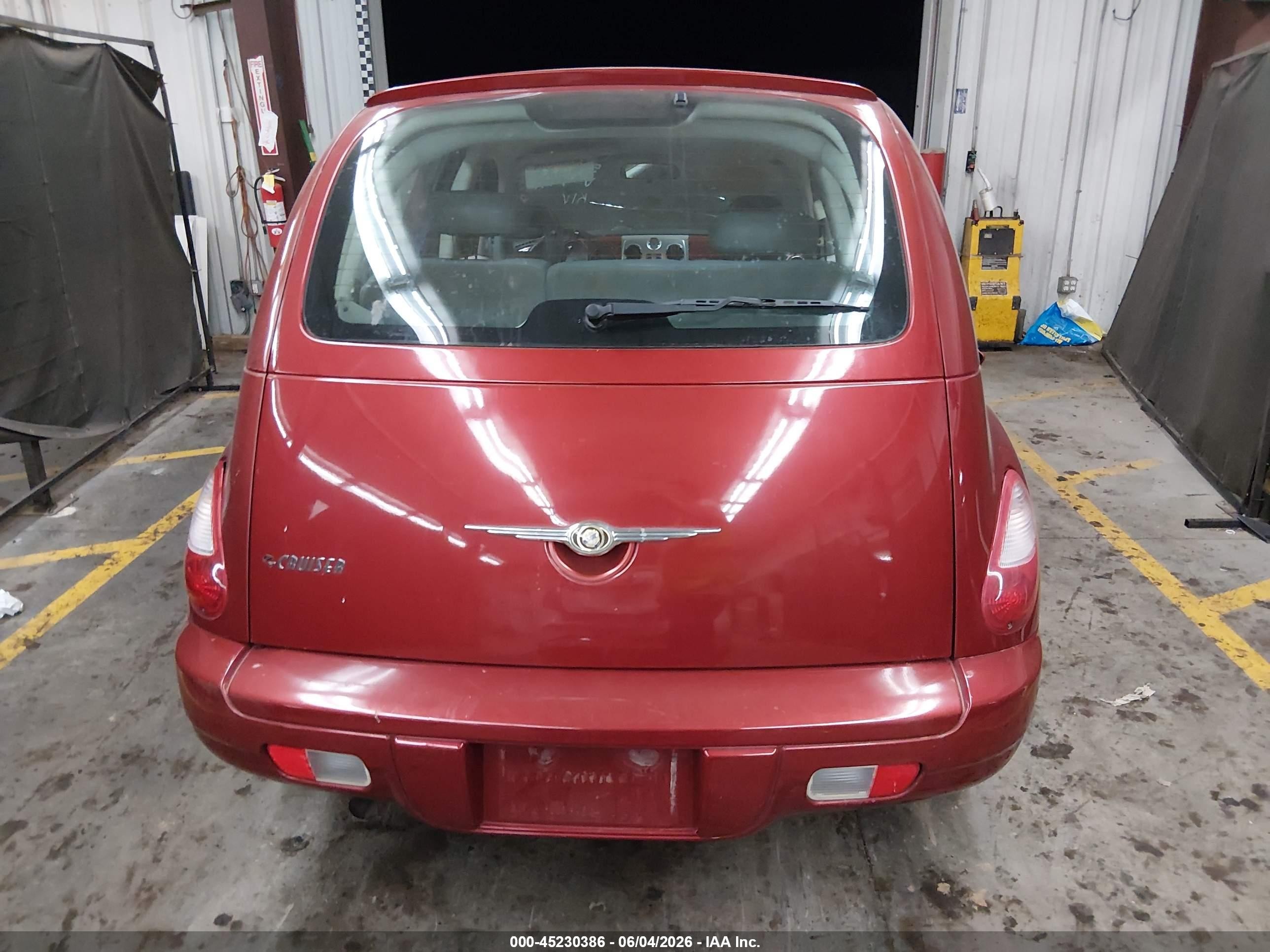 2008 Chrysler Pt Cruiser Lx Red vin: 3A8FY48B58T151911
