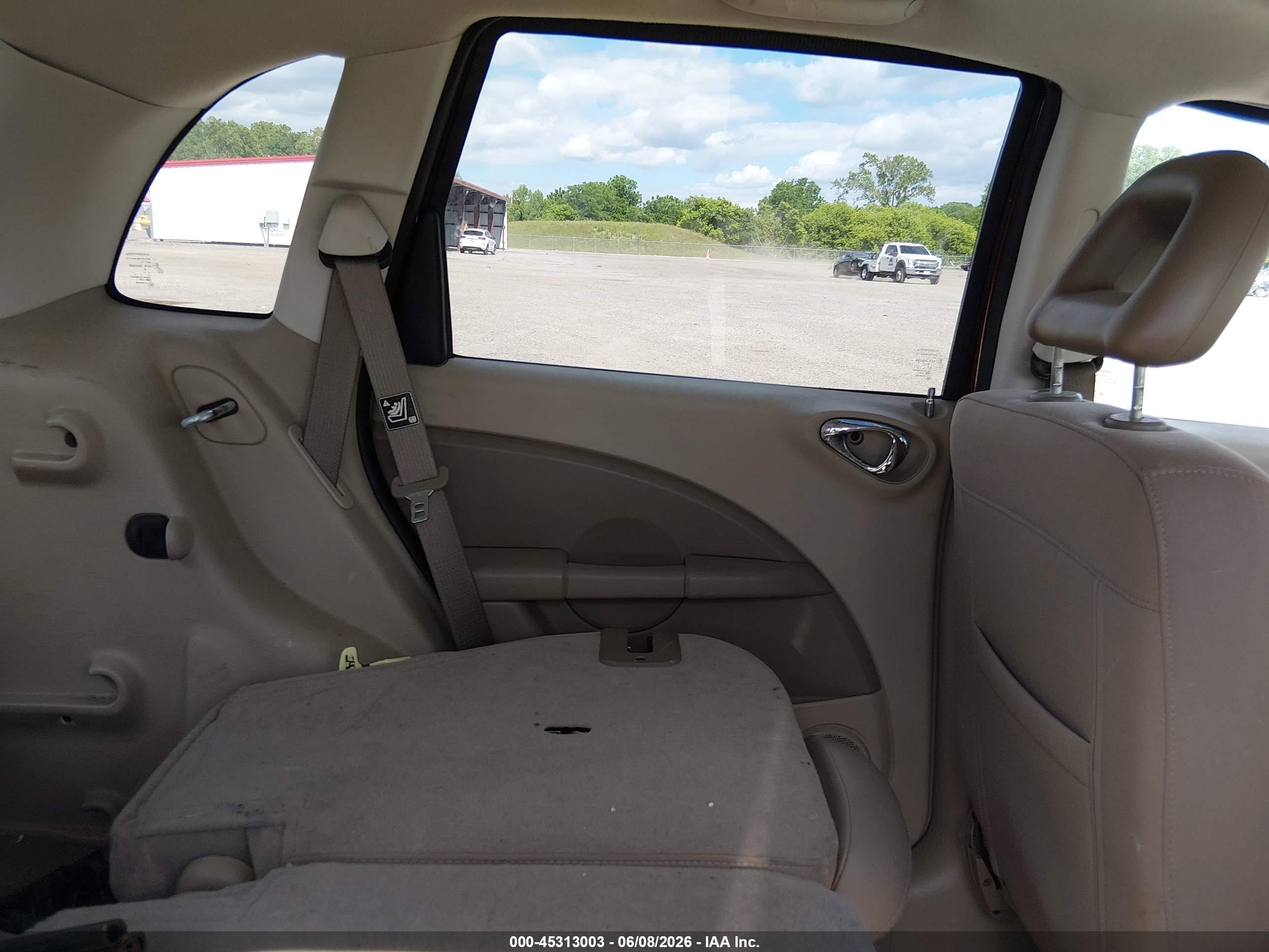 2008 Chrysler Pt Cruiser Lx Burgundy vin: 3A8FY48B68T125673
