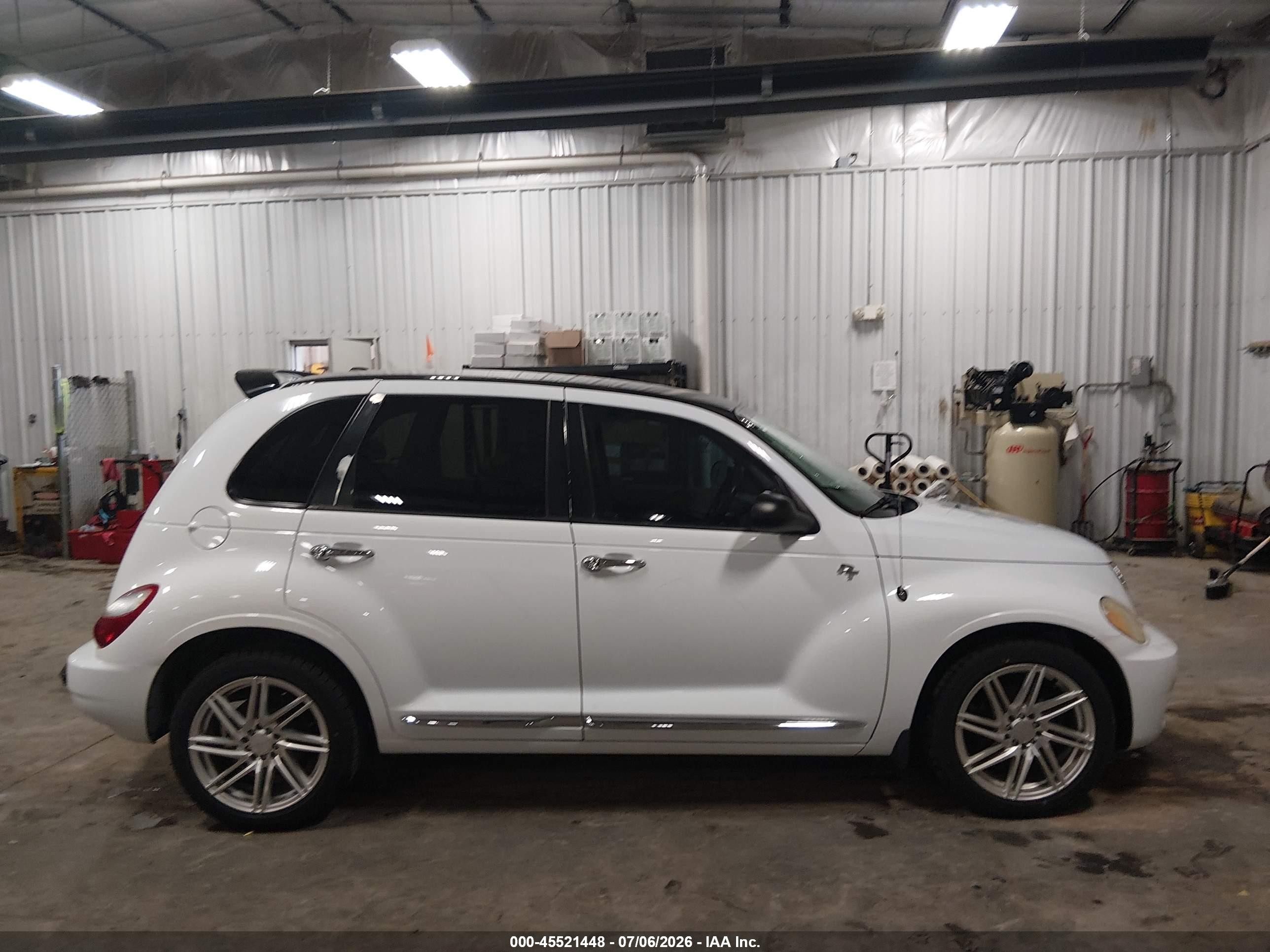 2009 Chrysler Pt Cruiser Touring White vin: 3A8FY58979T590340