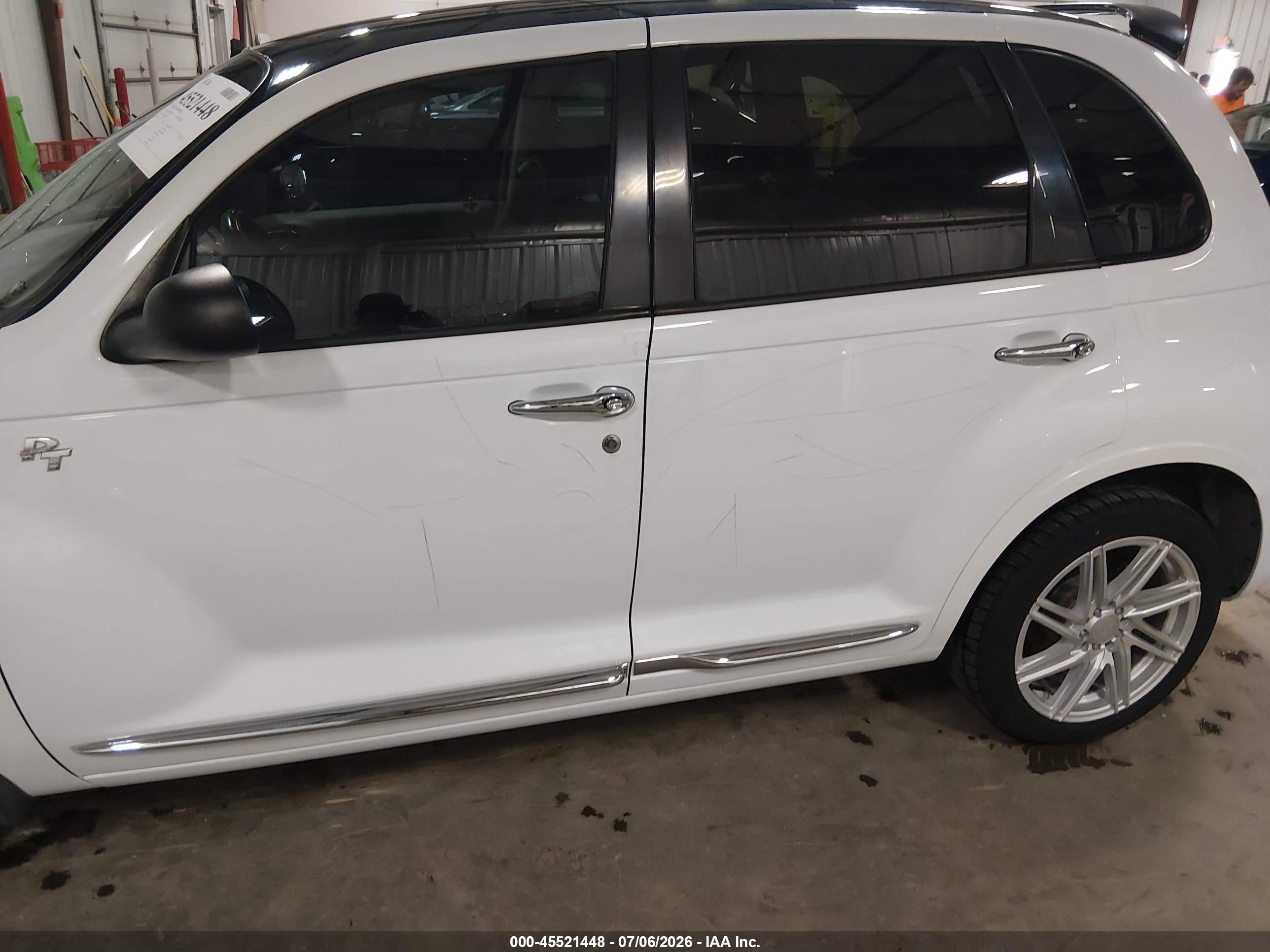 2009 Chrysler Pt Cruiser Touring White vin: 3A8FY58979T590340