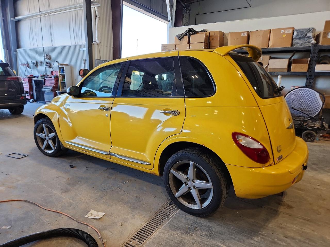 2006 Chrysler Pt Cruiser Touring Yellow vin: 3A8FY58B96T259189
