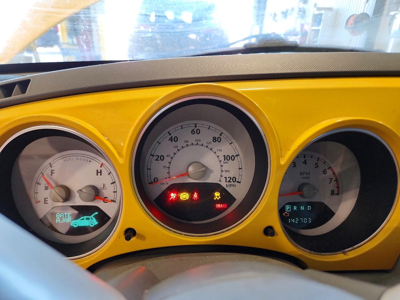 2006 Chrysler Pt Cruiser Touring Yellow vin: 3A8FY58B96T259189