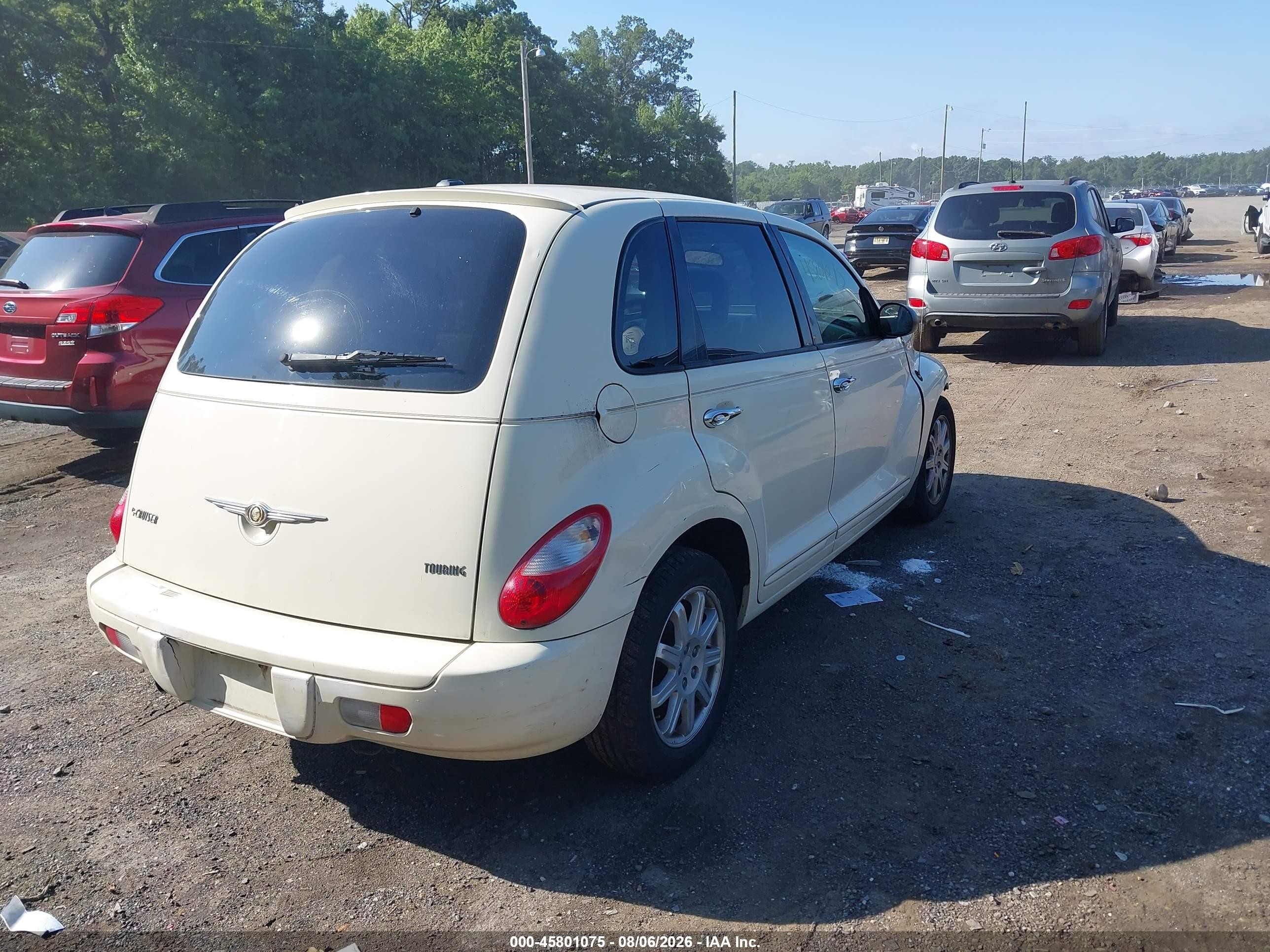 2008 Chrysler Pt Cruiser Touring White vin: 3A8FY58B98T228401