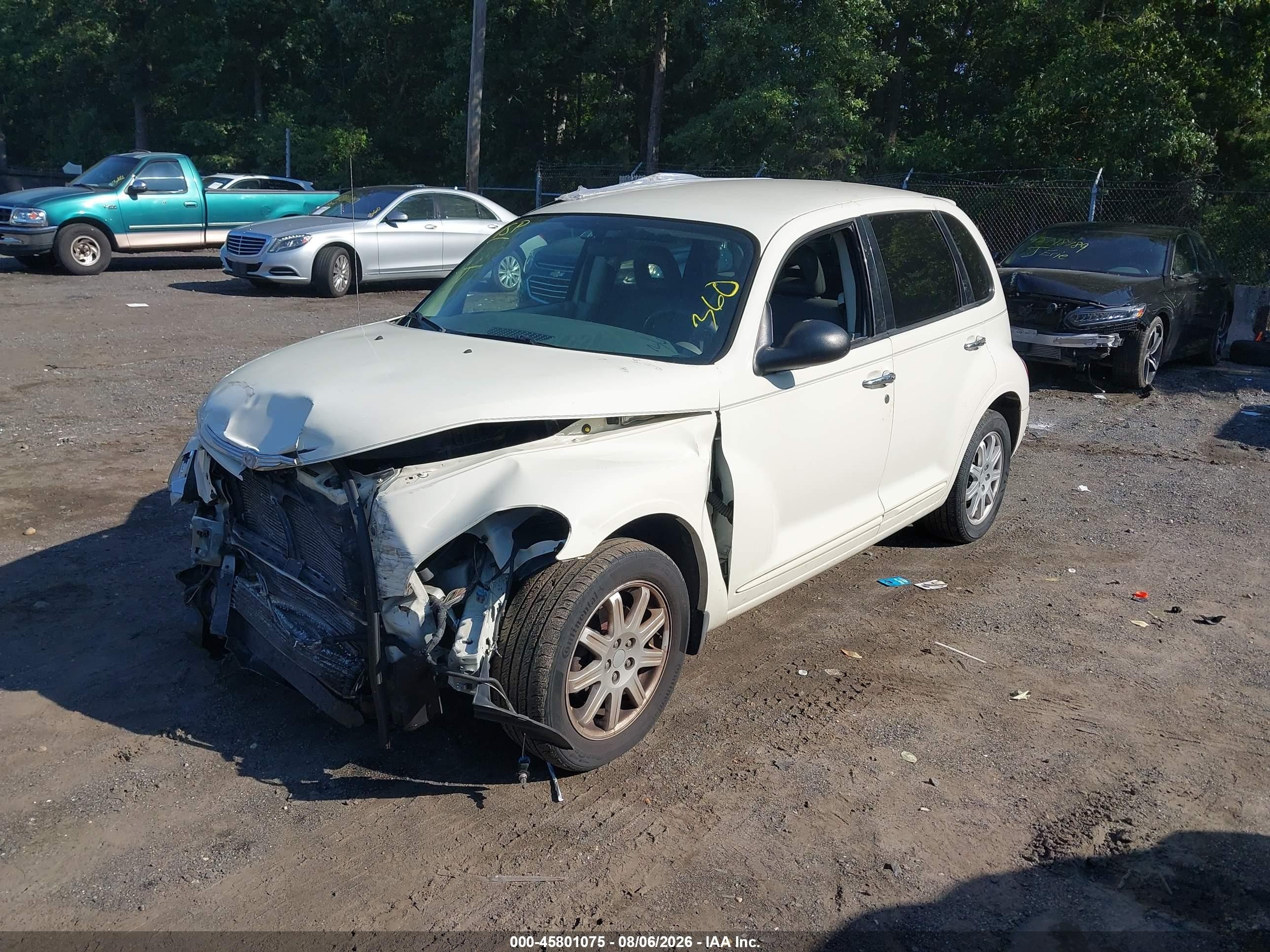 2008 Chrysler Pt Cruiser Touring White vin: 3A8FY58B98T228401