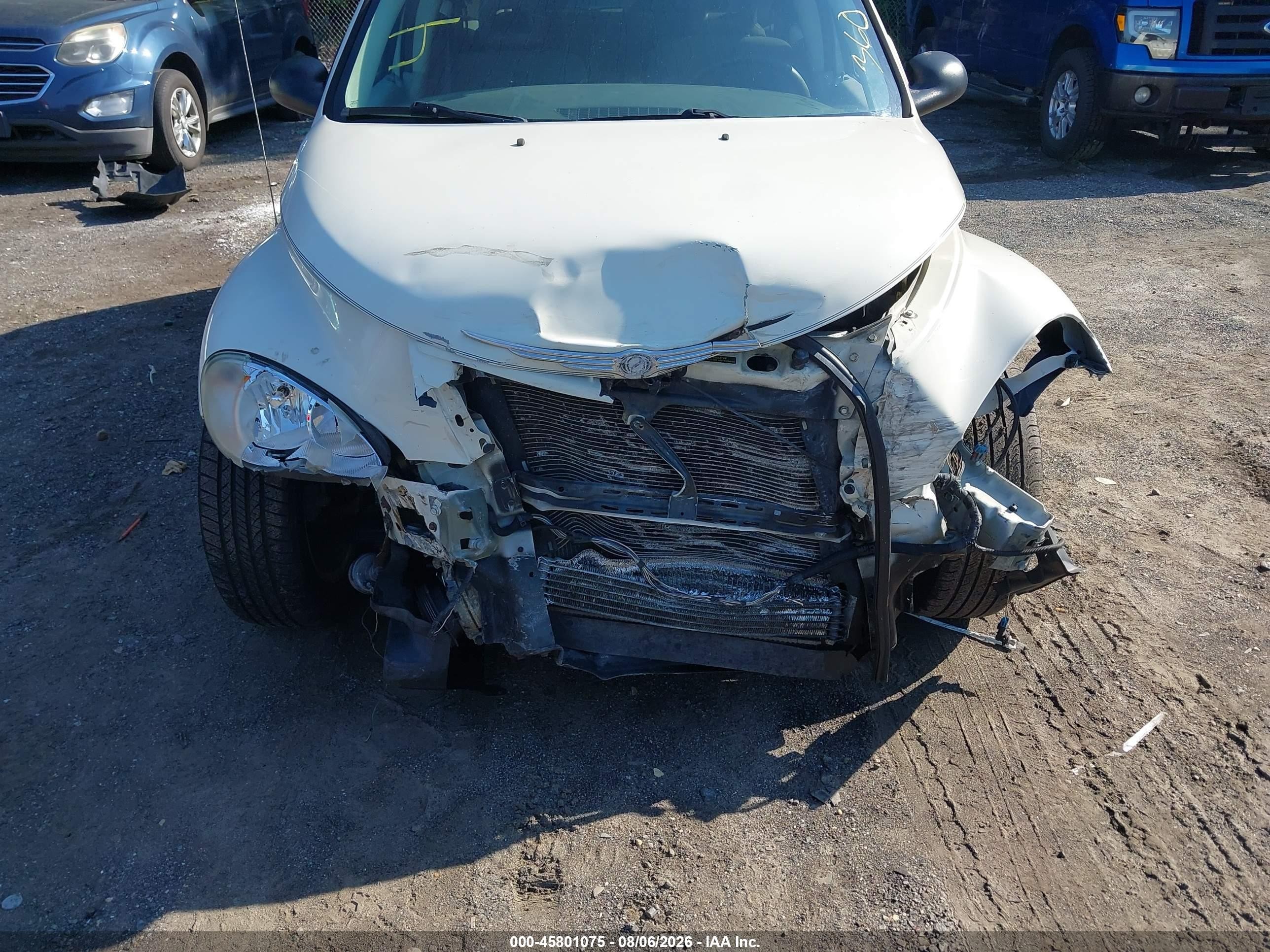 2008 Chrysler Pt Cruiser Touring White vin: 3A8FY58B98T228401