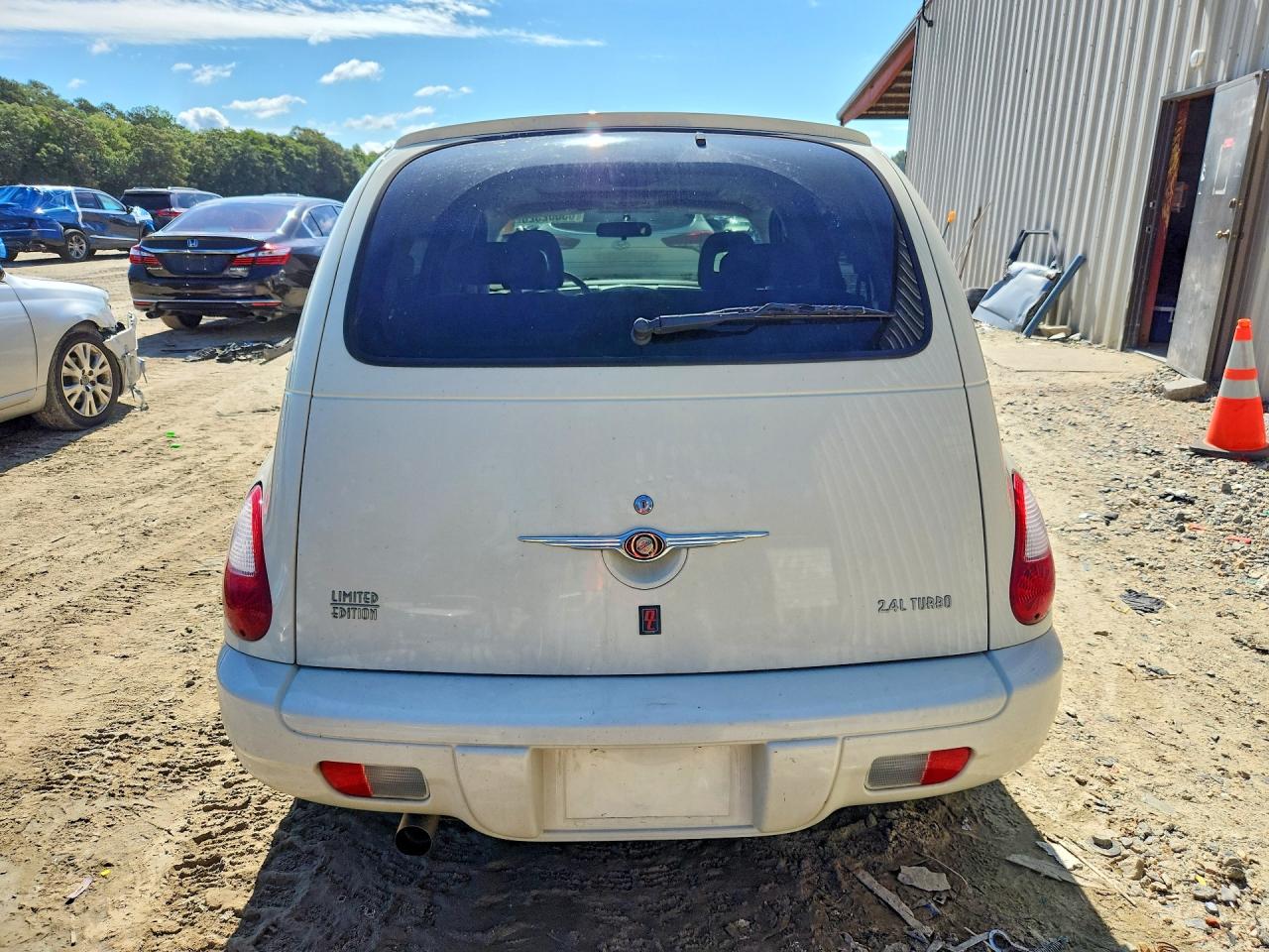 2006 Chrysler Pt Cruiser Limited Beige vin: 3A8FY68896T242094