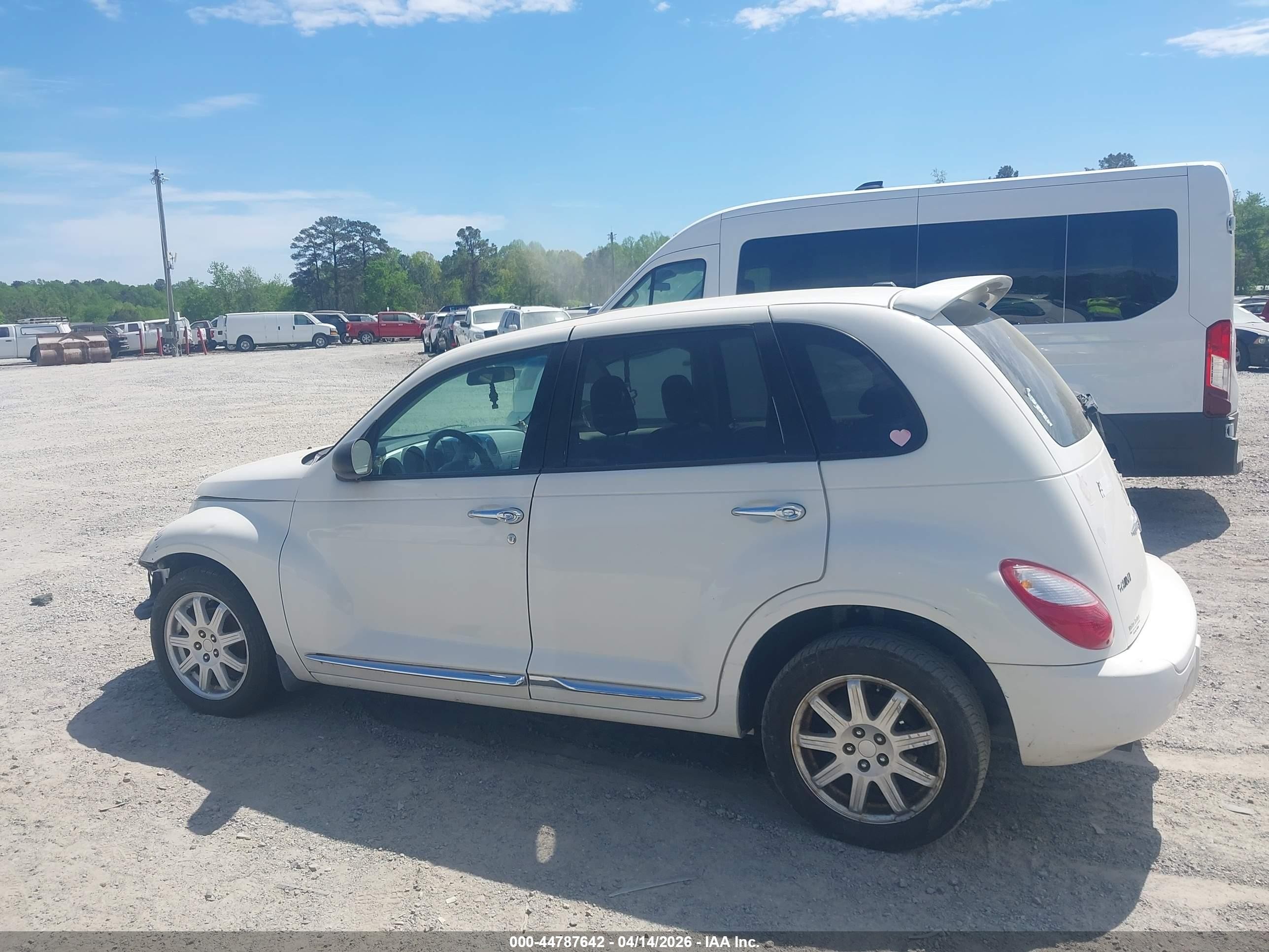 2008 Chrysler Pt Cruiser Limited White vin: 3A8FY68898T187391