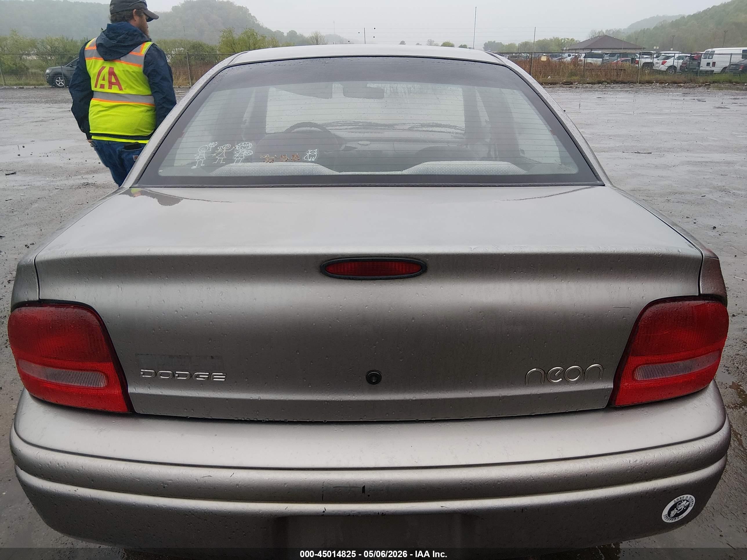 1998 Dodge Neon Competition/highline Silver vin: 3B3ES47C4WT232914