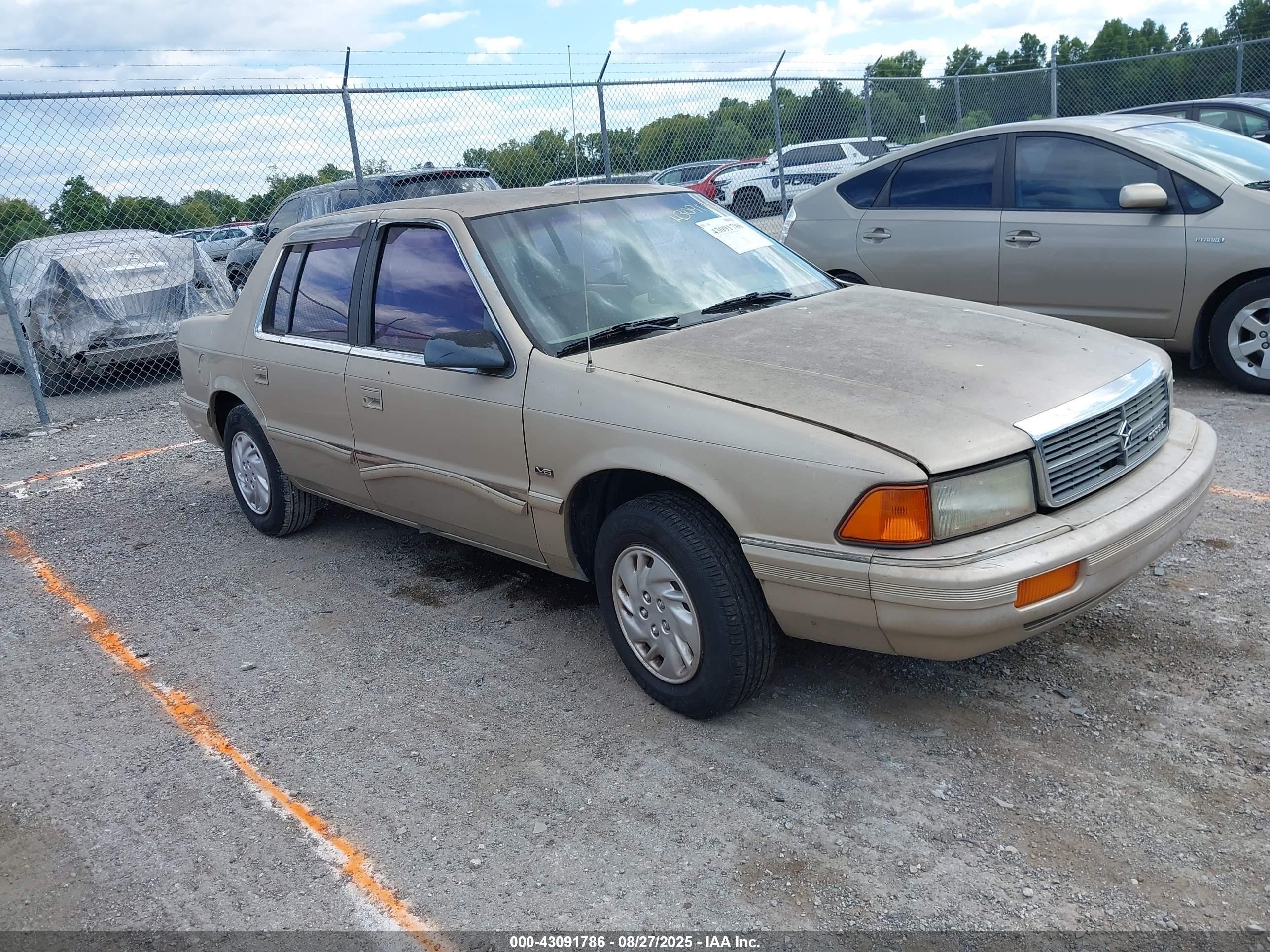 1992 Dodge Spirit   Gold vin: 3B3XA4637NT215679
