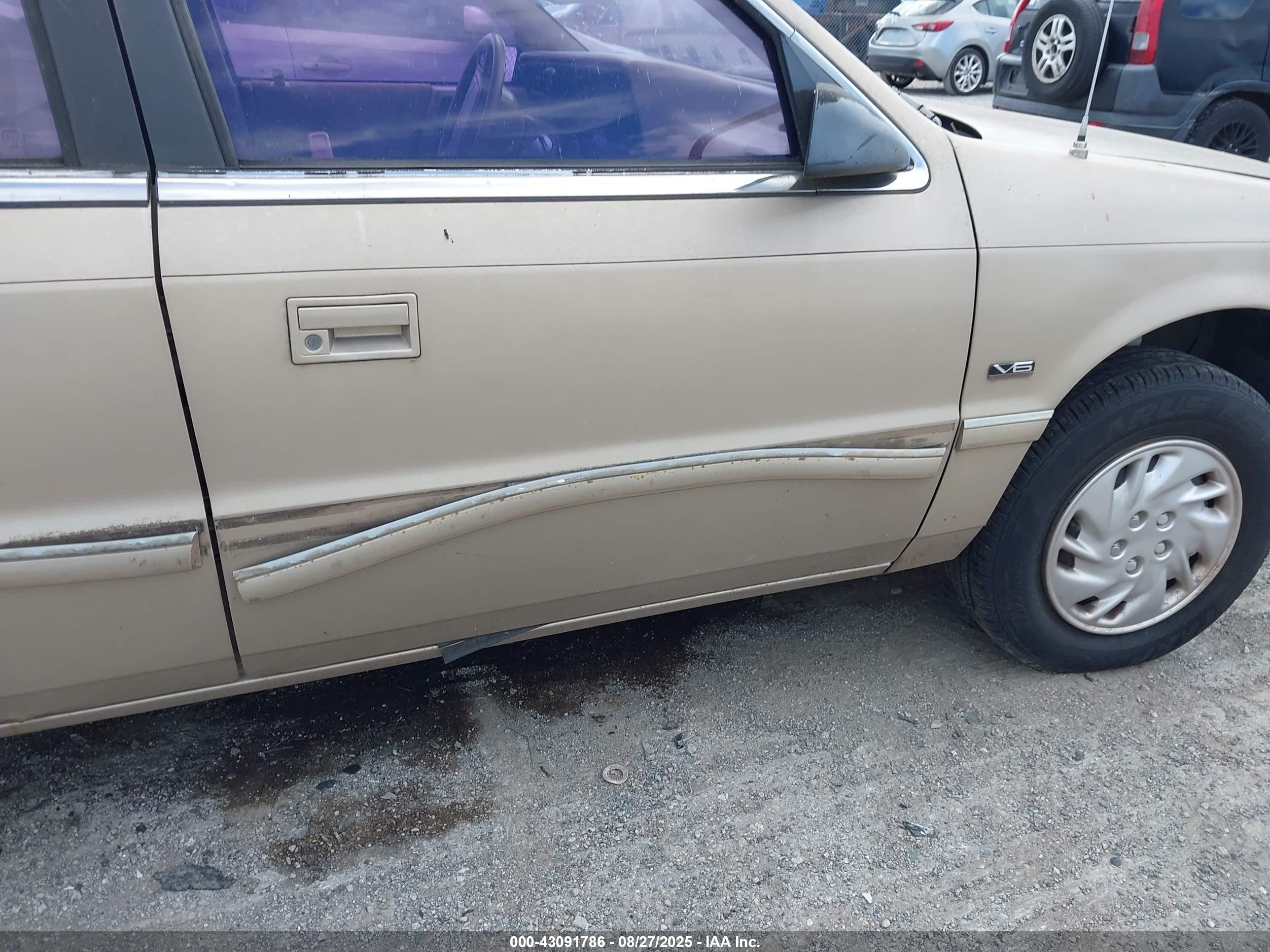1992 Dodge Spirit   Gold vin: 3B3XA4637NT215679