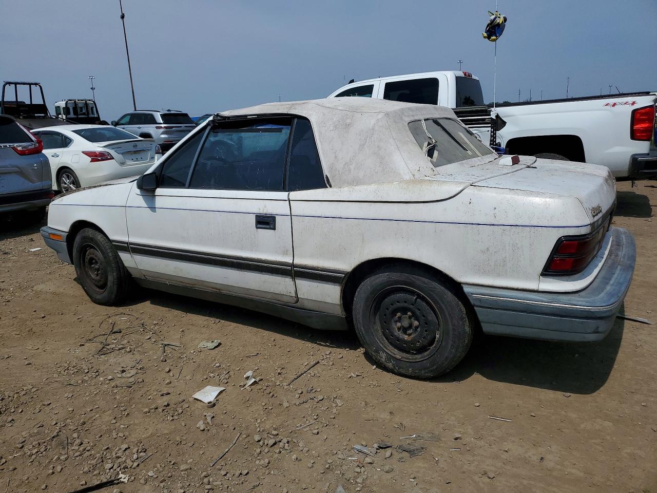 1991 Dodge Shadow White vin: 3B3XP45K8MT628409