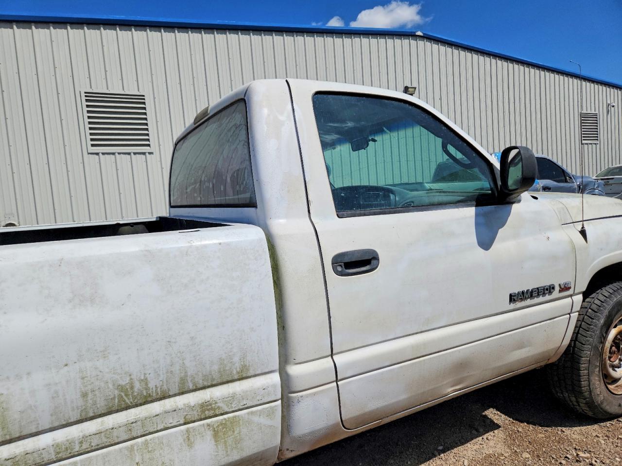 2002 Dodge Ram 2500 White vin: 3B6KC26Z42M251187