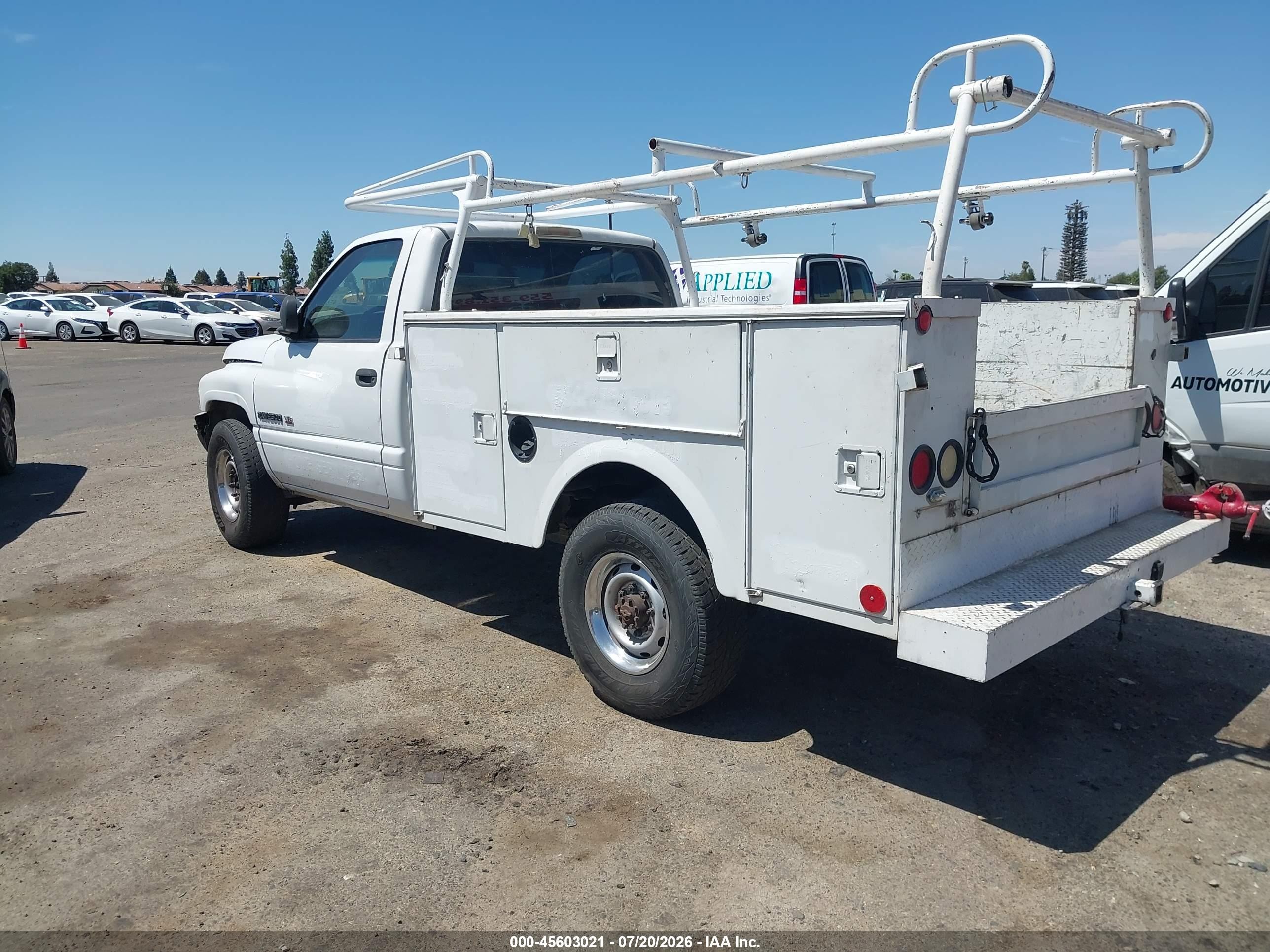 2001 Dodge Ram 2500 St Белый vin: 3B6KC26Z81M270940