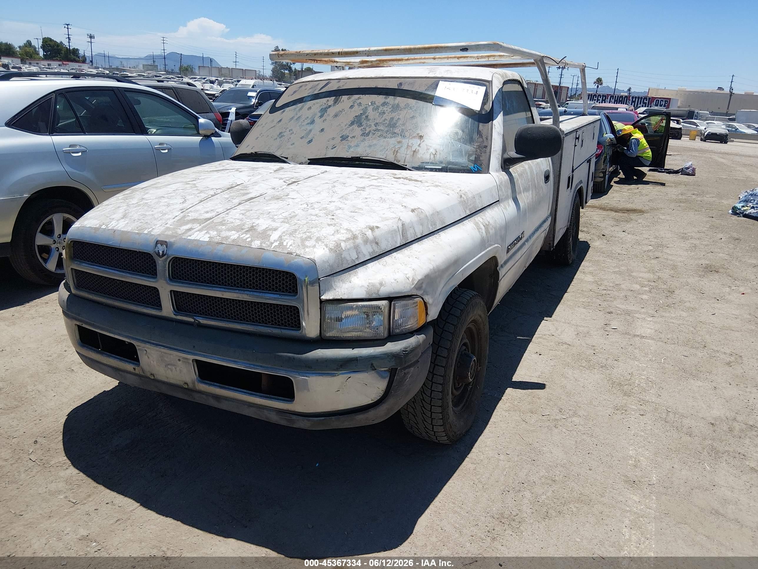 1998 Dodge Ram 2500   White vin: 3B6KC26Z8WM274364