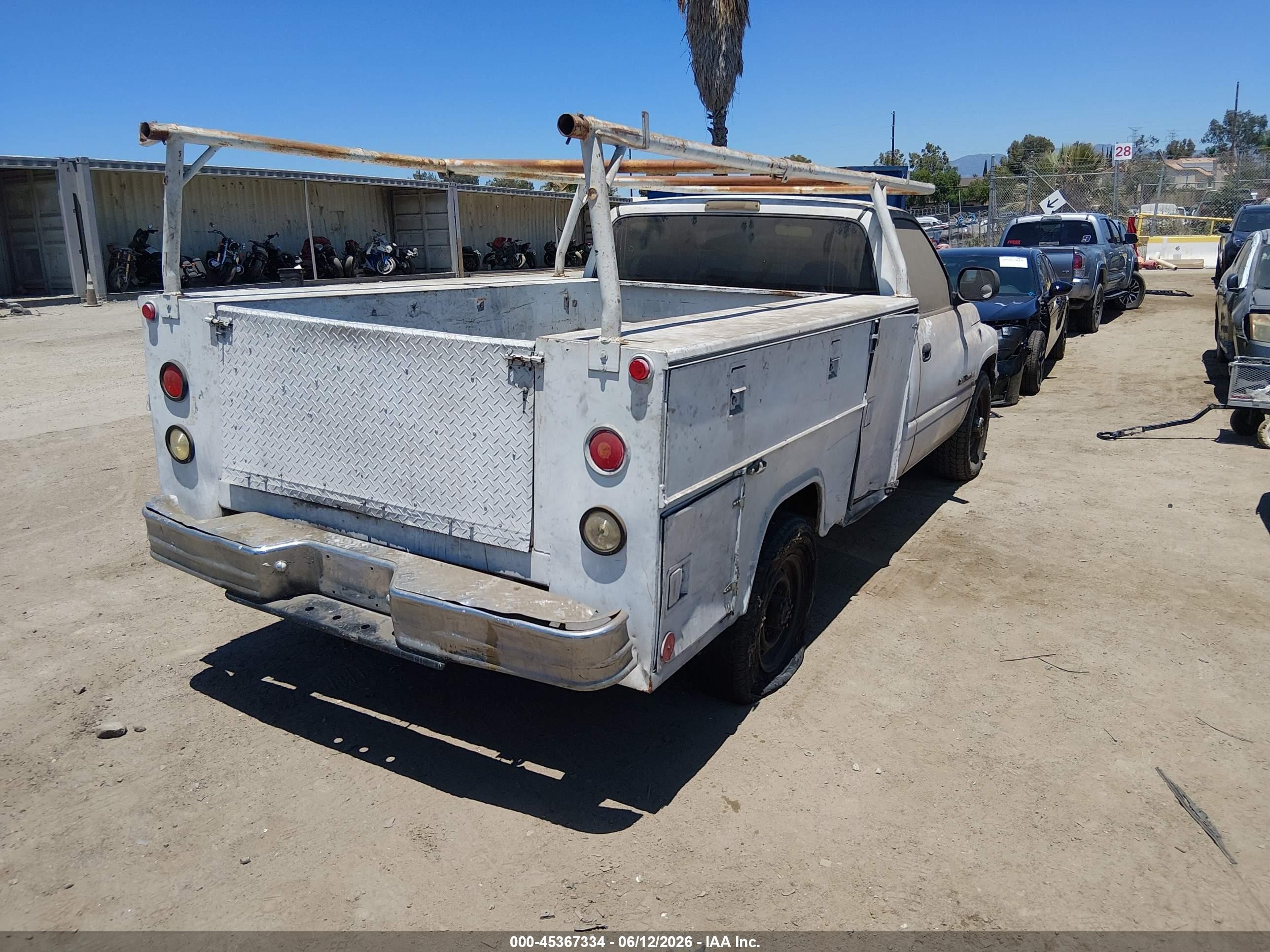 1998 Dodge Ram 2500   White vin: 3B6KC26Z8WM274364