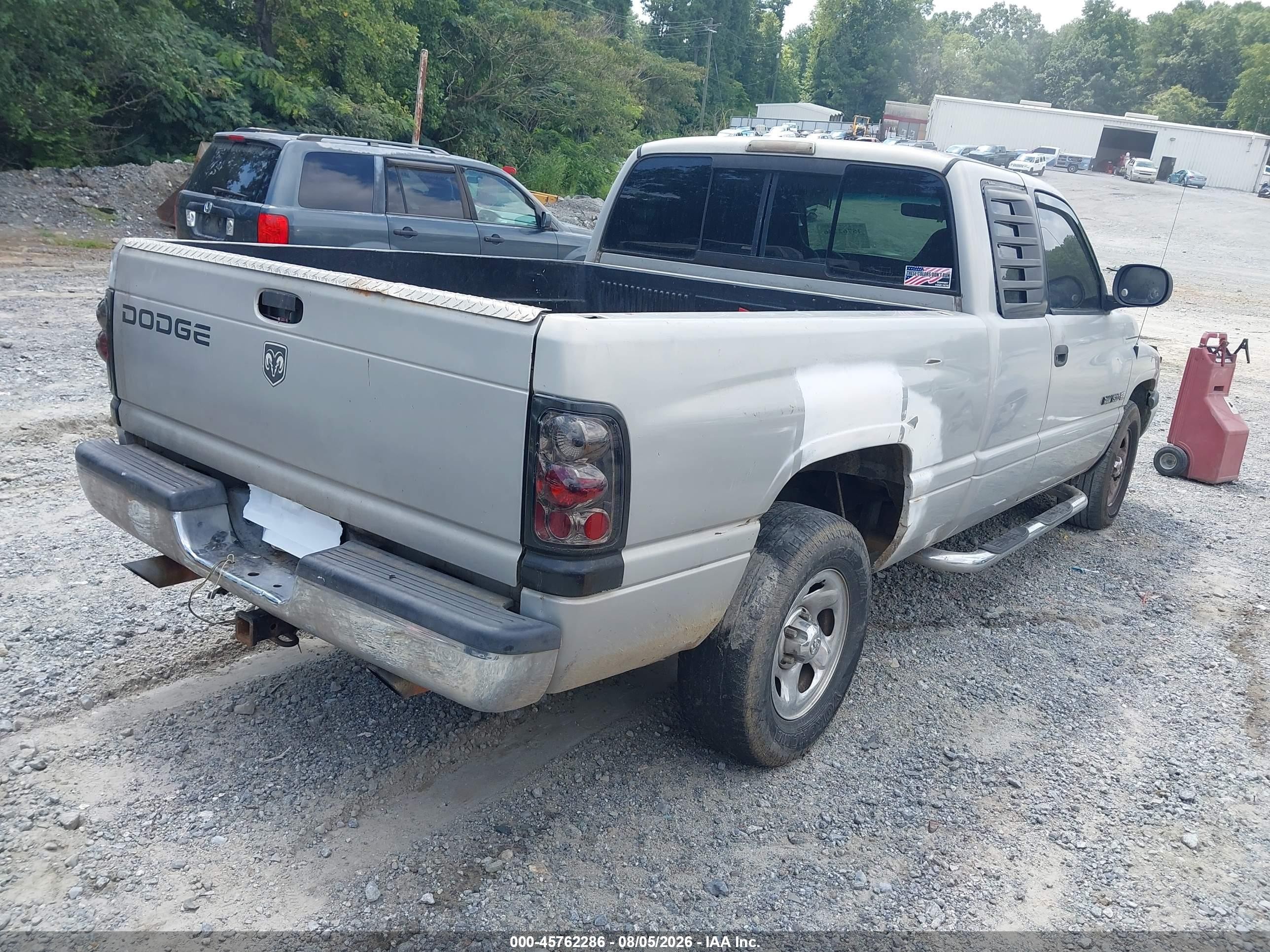 1999 Dodge Ram 1500 St Silver vin: 3B7HC12Y0XG144317