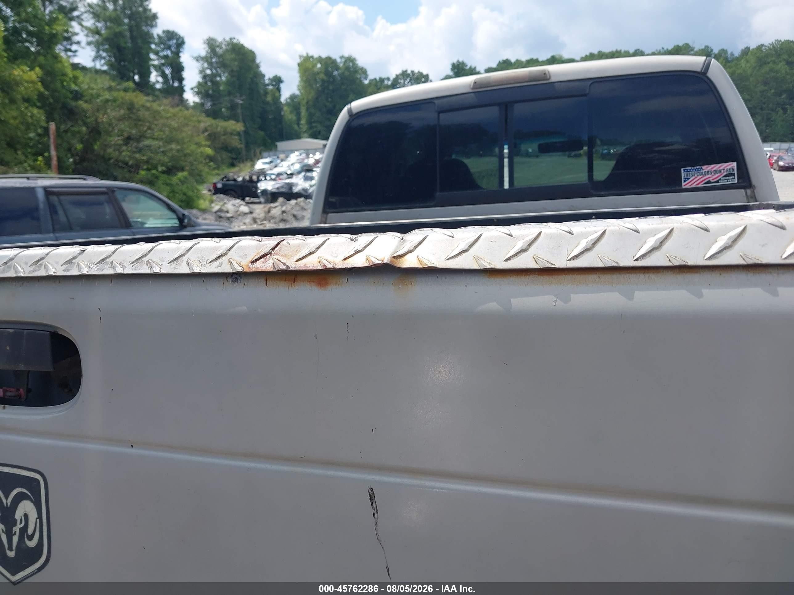 1999 Dodge Ram 1500 St Silver vin: 3B7HC12Y0XG144317