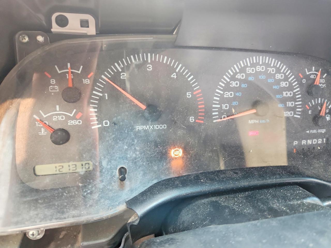 1998 Dodge Ram 1500 Белый vin: 3B7HC12Y1WM278253