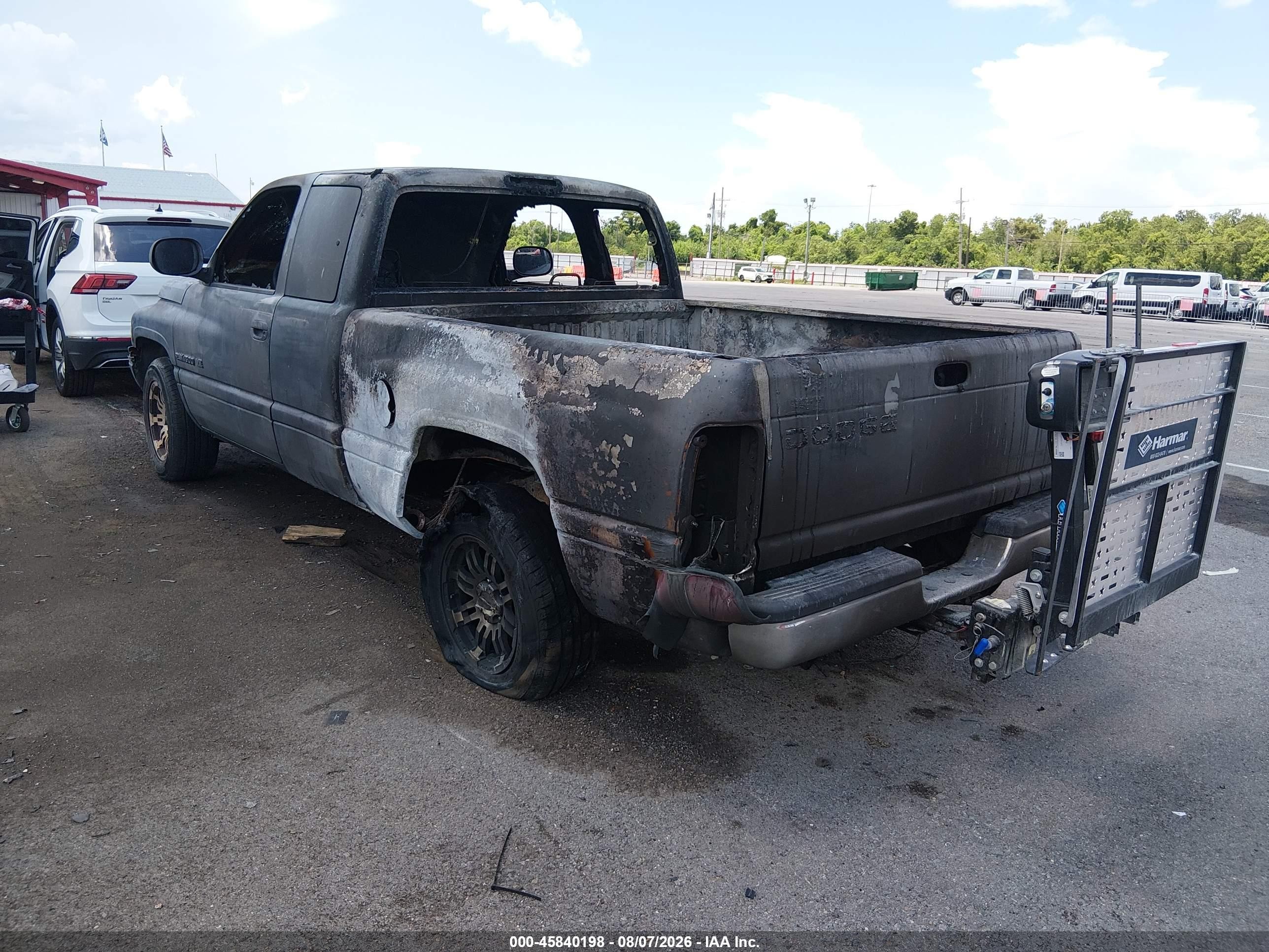 1999 Dodge Ram 1500 St Gray vin: 3B7HC12Y2XG141998