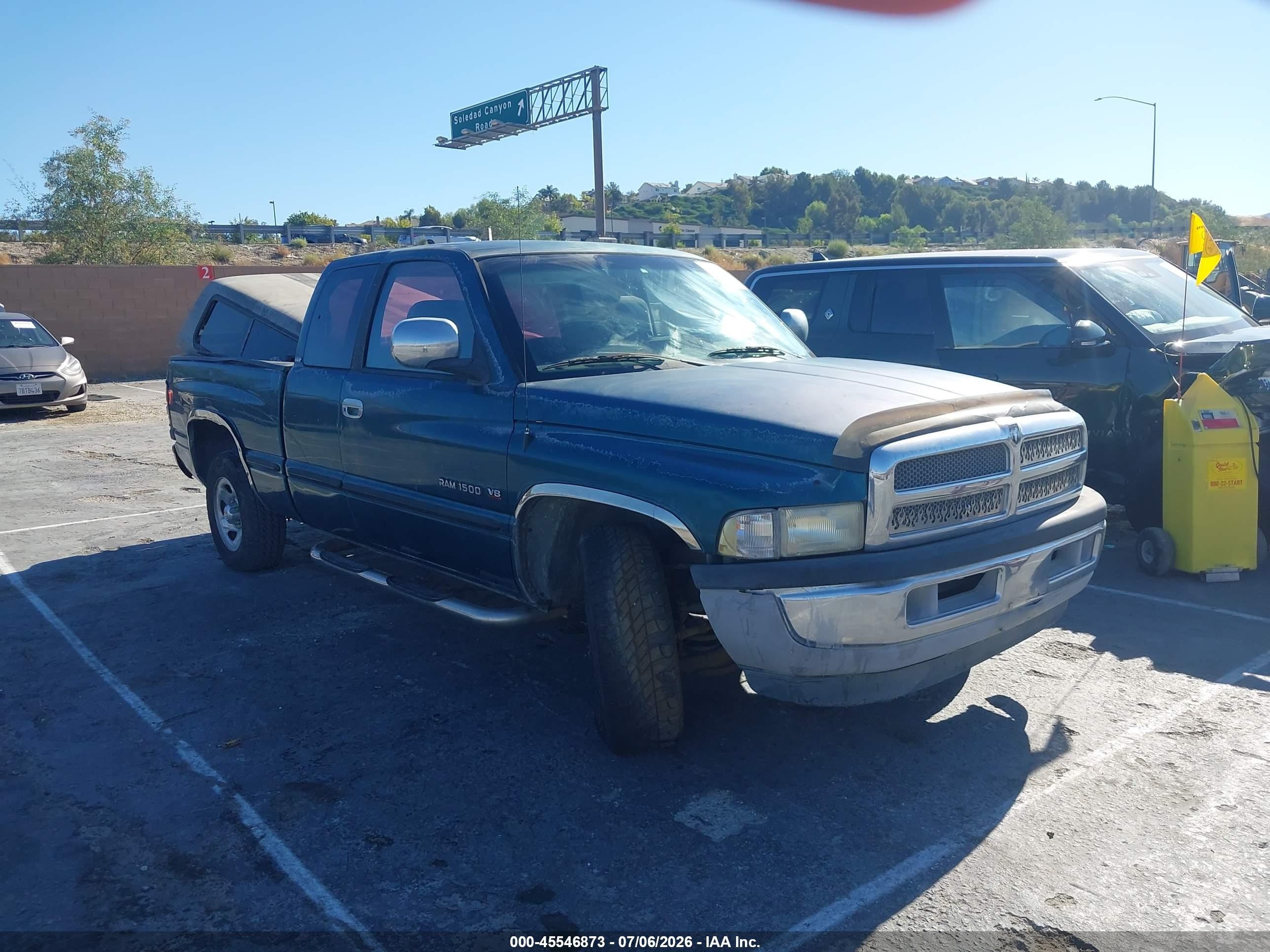 1999 Dodge Ram 1500 St Зеленый vin: 3B7HC12Y2XG209801