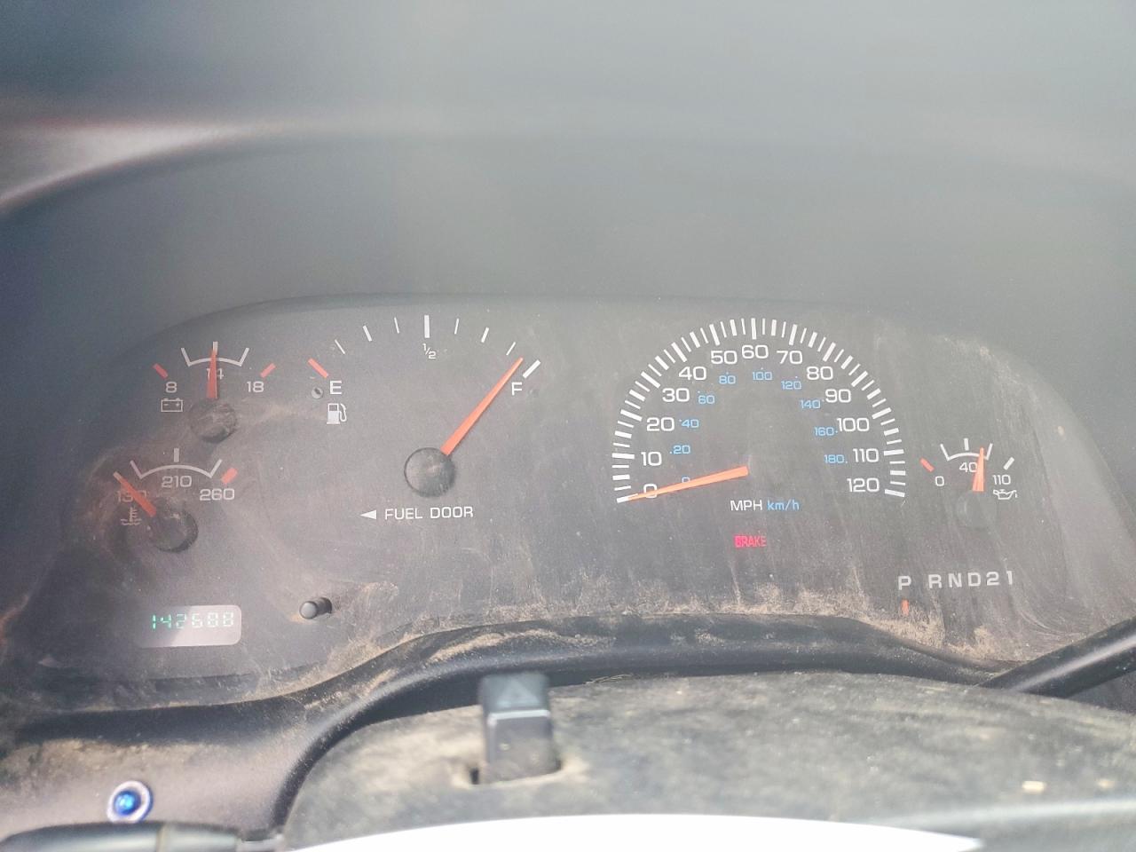 1999 Dodge Ram 1500 Silver vin: 3B7HC12Y5XG130462