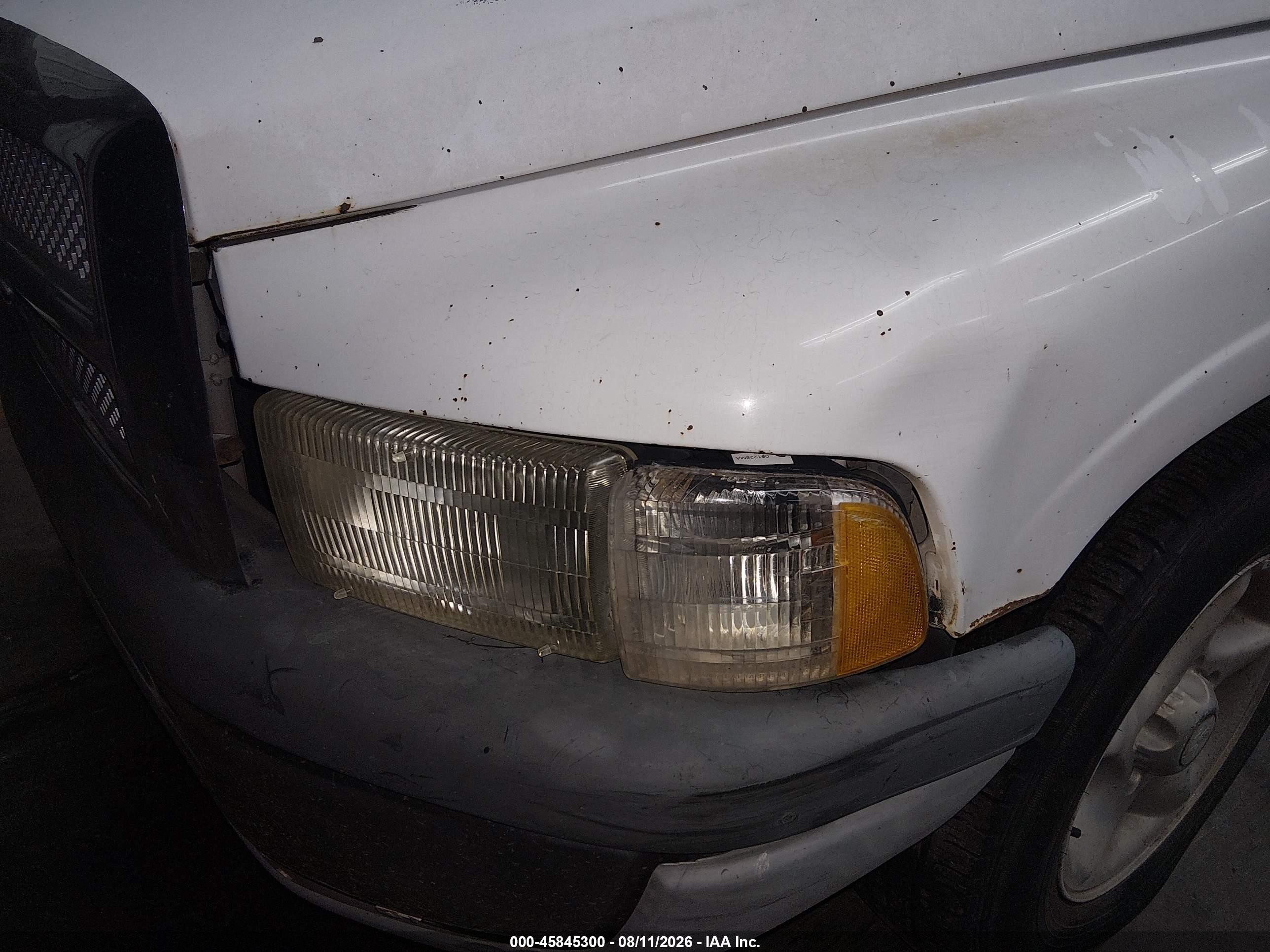 1998 Dodge Ram 1500 St Белый vin: 3B7HC12Y6WM216038