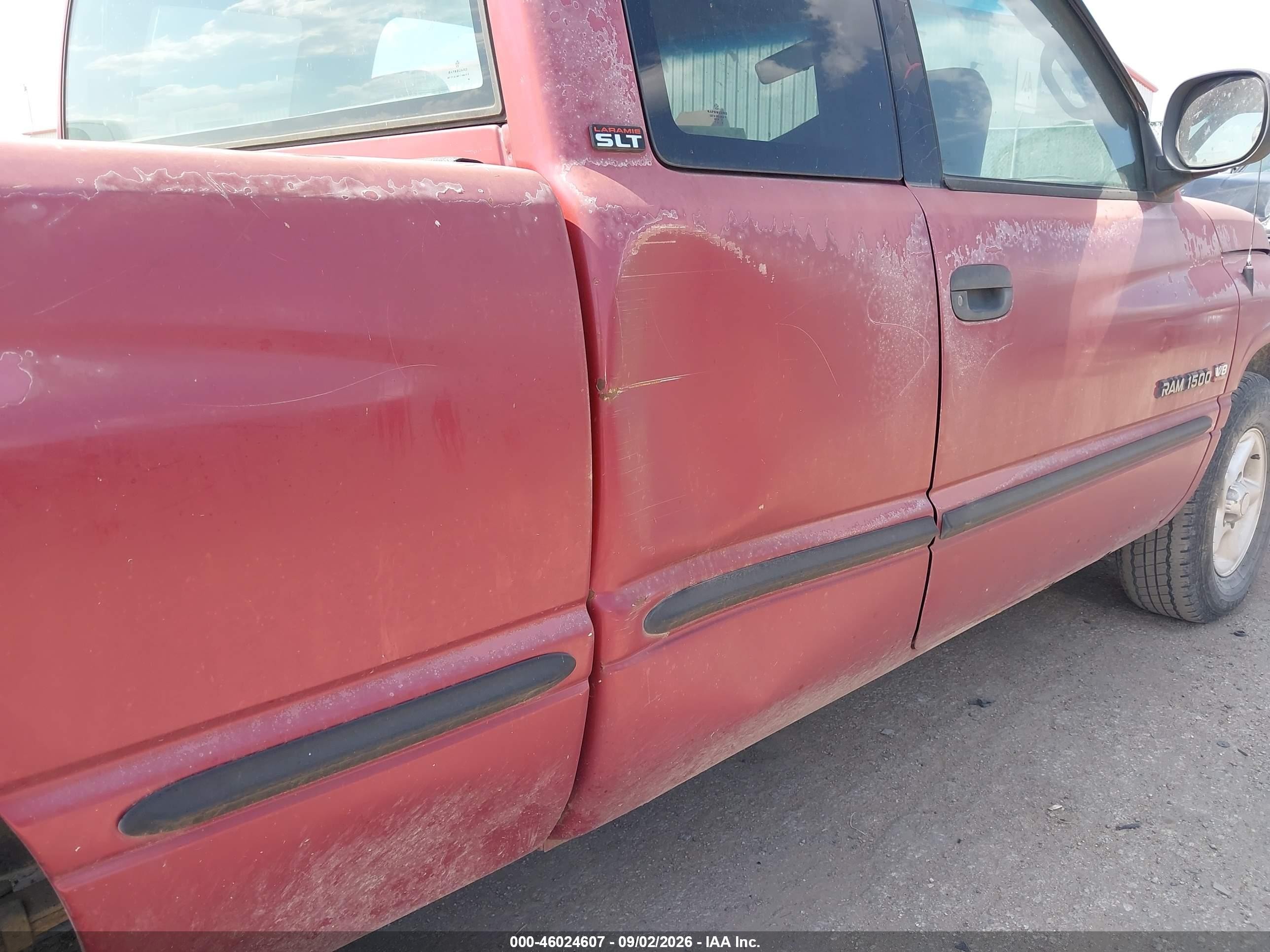 1999 Dodge Ram 1500   Red vin: 3B7HC12Y8XG176786