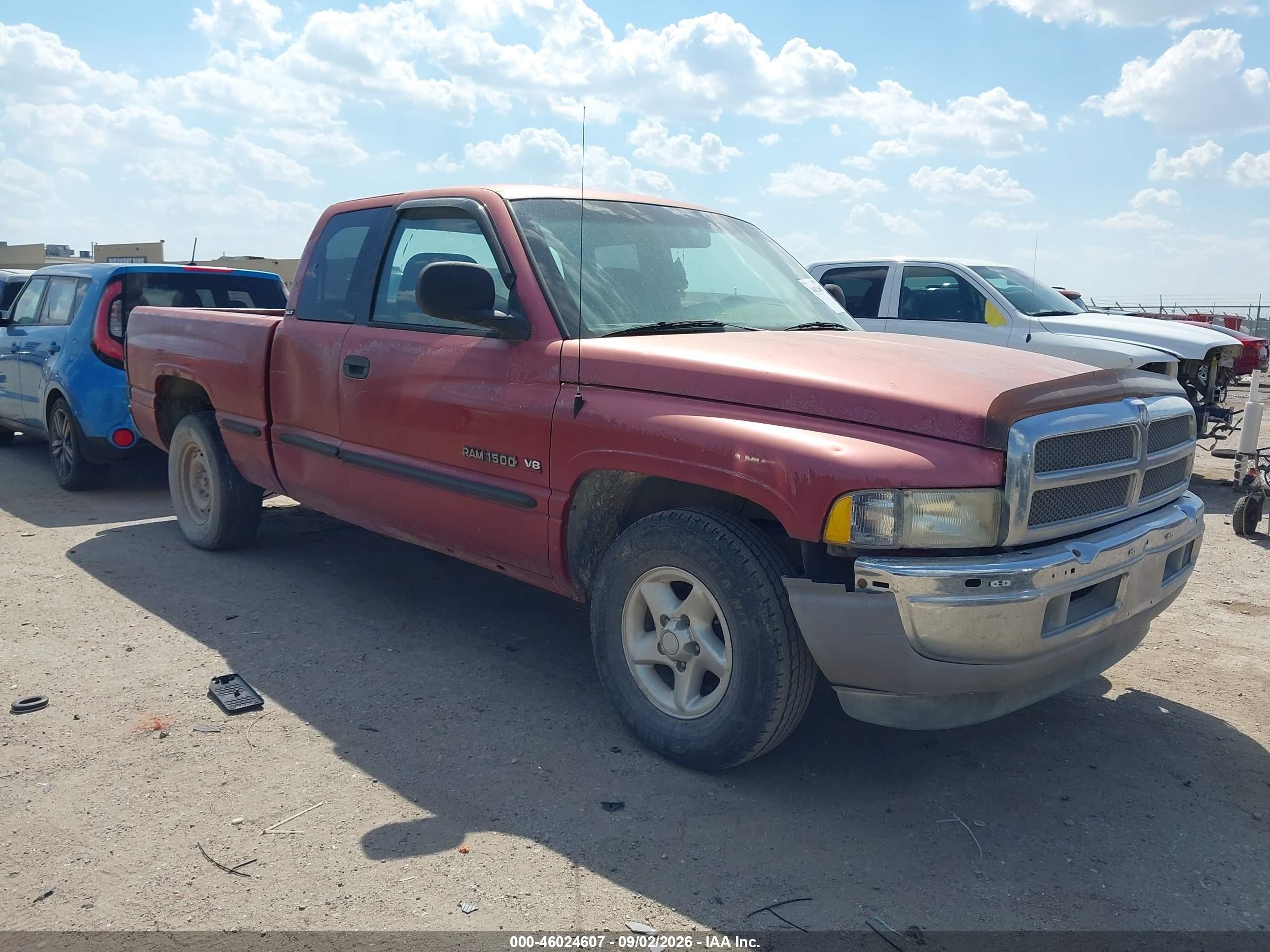 1999 Dodge Ram 1500   Red vin: 3B7HC12Y8XG176786