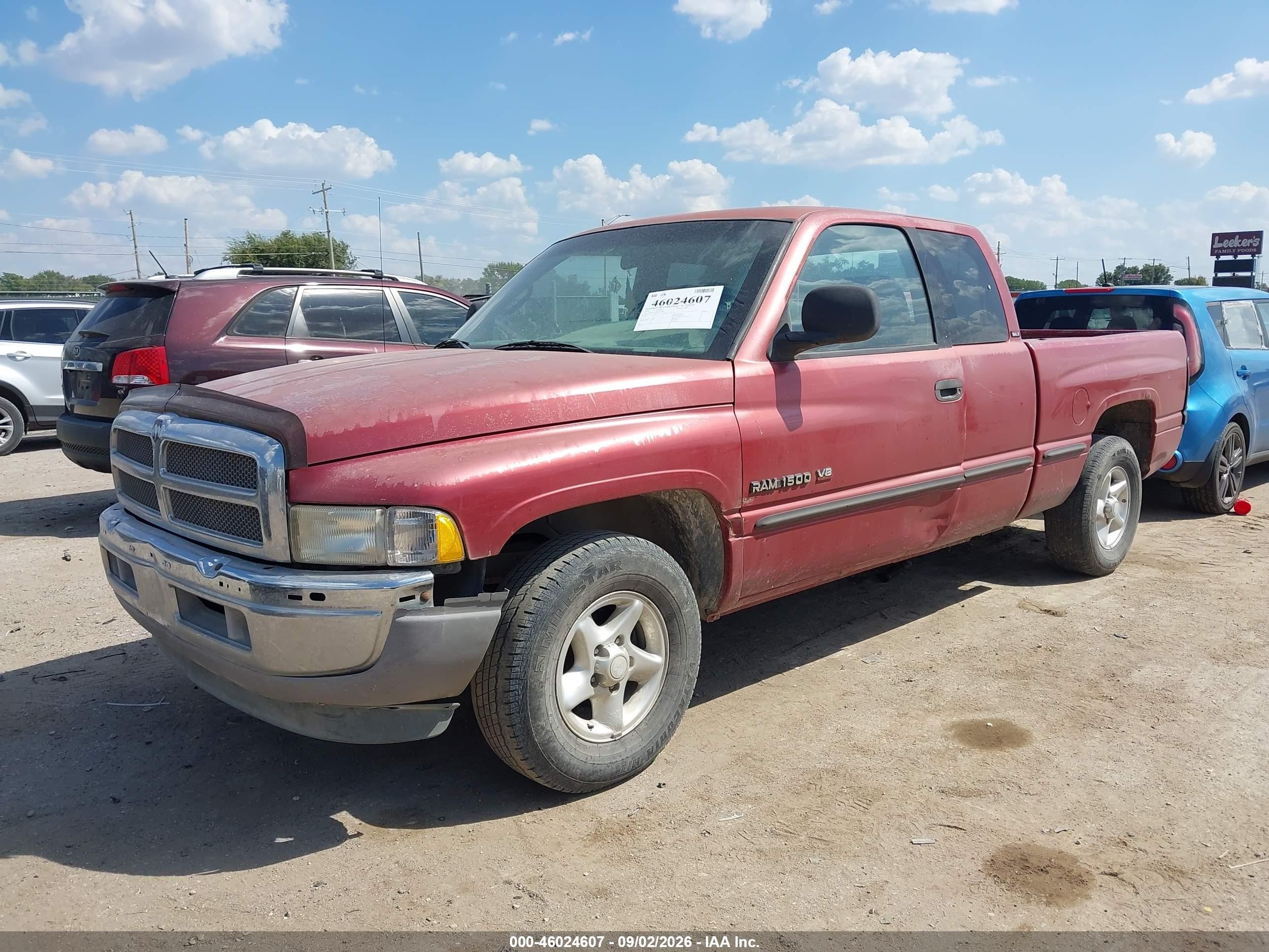 1999 Dodge Ram 1500   Red vin: 3B7HC12Y8XG176786