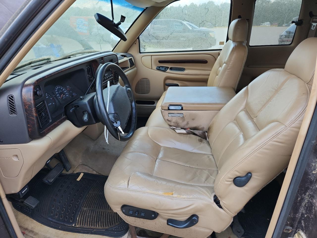 1997 Dodge Ram 1500 Two Tone vin: 3B7HC13Y1VG749619