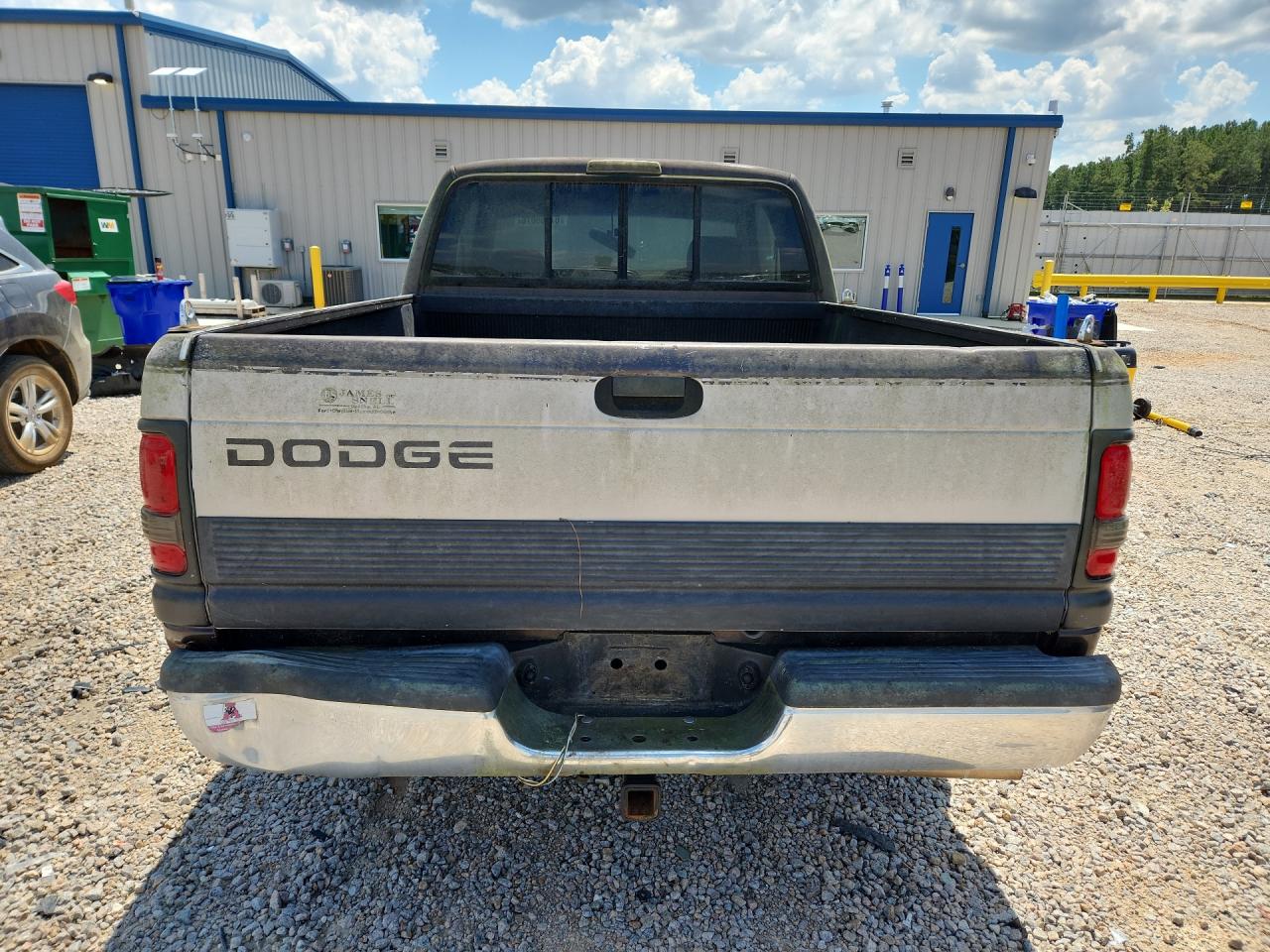 1997 Dodge Ram 1500 Two Tone vin: 3B7HC13Y1VG749619