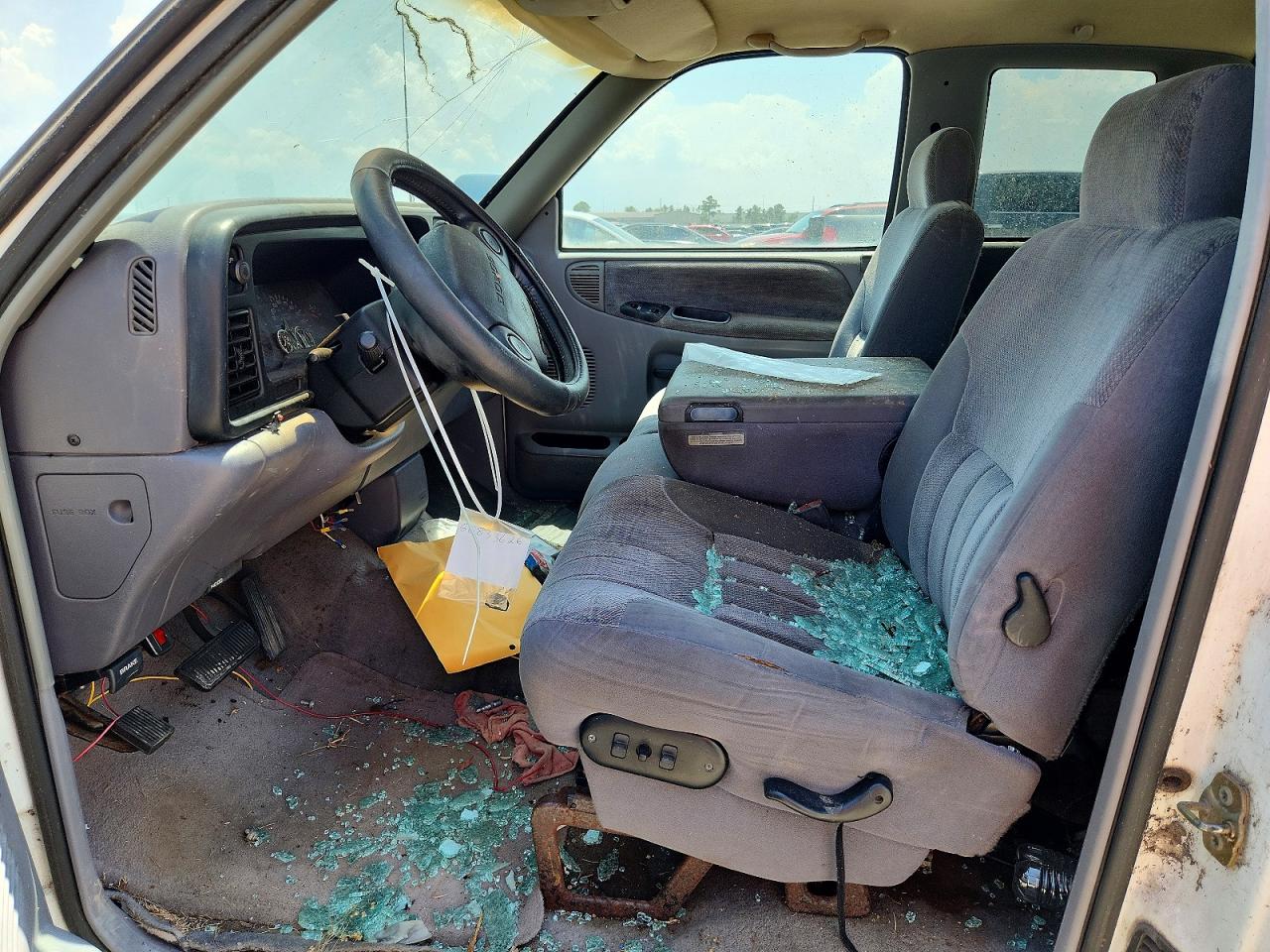 1997 Dodge Ram 1500 White vin: 3B7HC13Y1VG760779