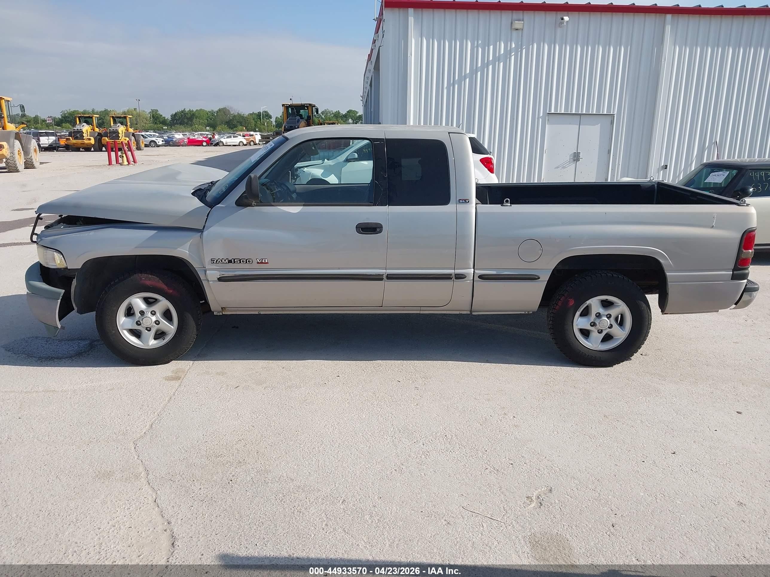 1998 Dodge Ram 1500 St Серебряный vin: 3B7HC13Y1WG215750