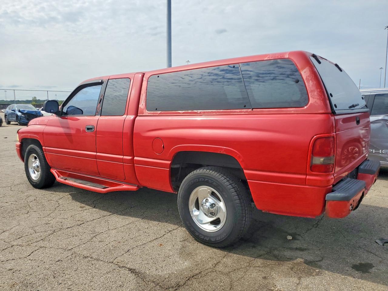1999 Dodge Ram 1500 Red vin: 3B7HC13Y1XG185392