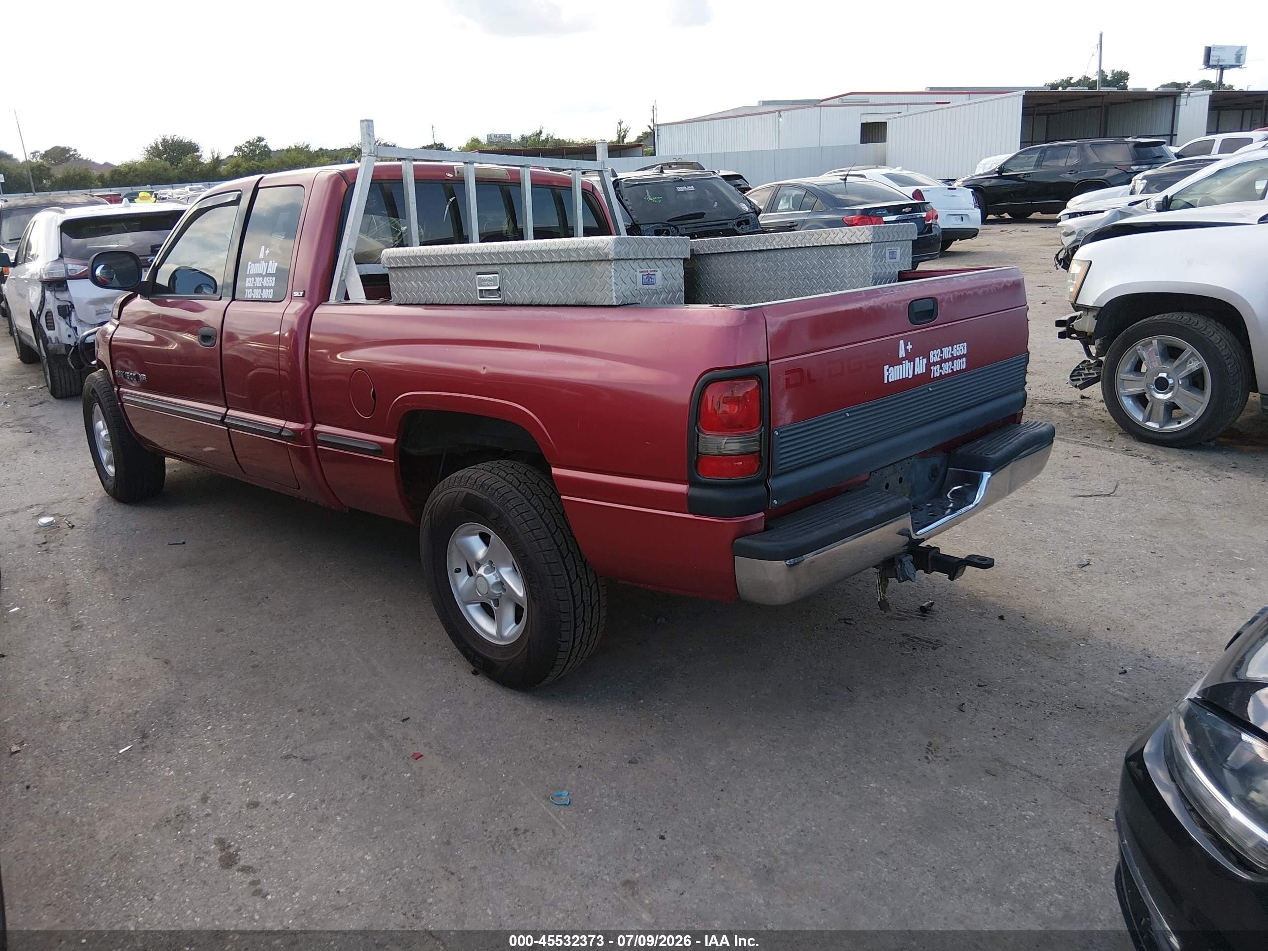1998 Dodge Ram 1500 St Красный vin: 3B7HC13Y3WG212610