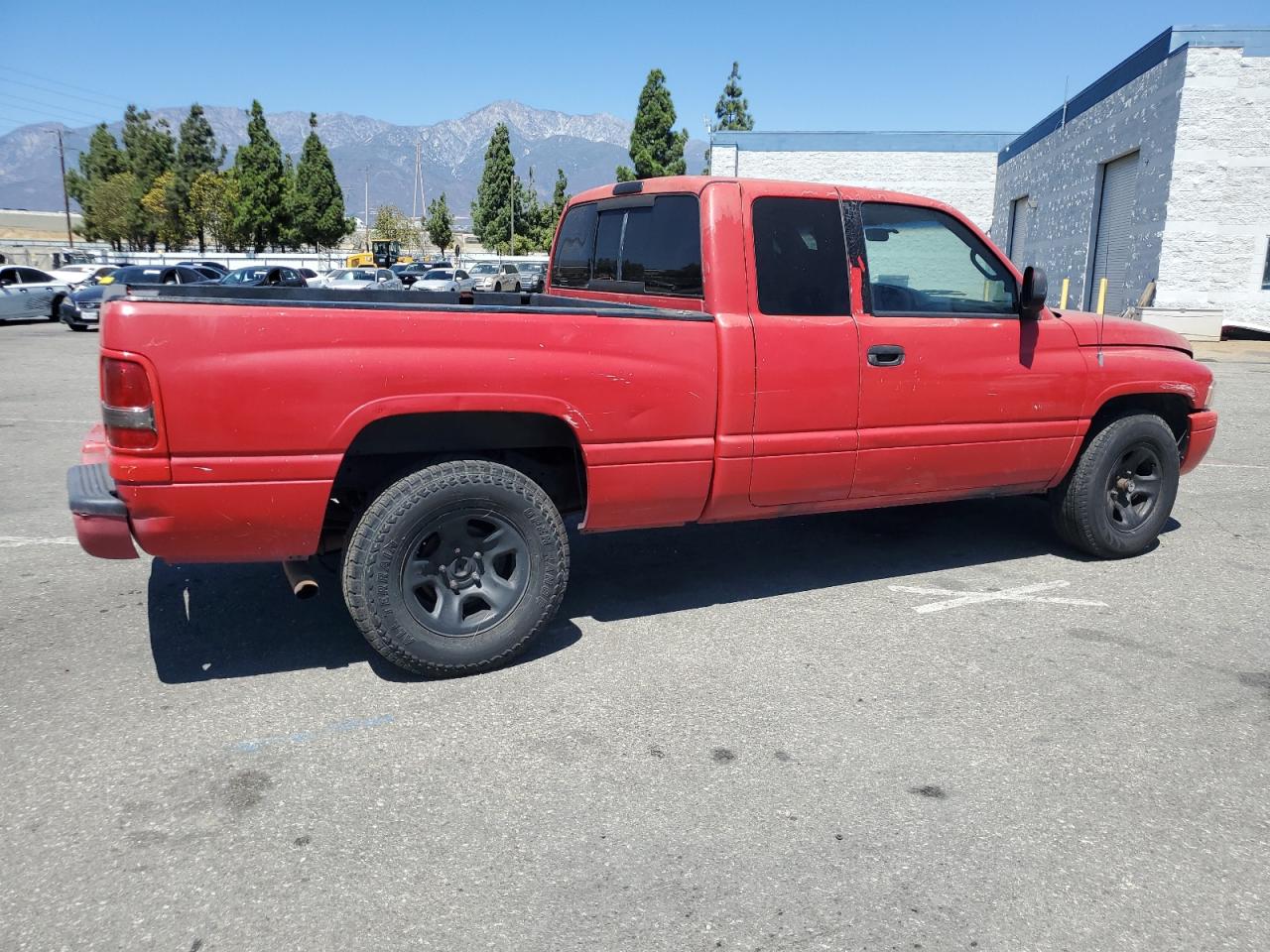 1999 Dodge Other Red vin: 3B7HC13Y5XG244752