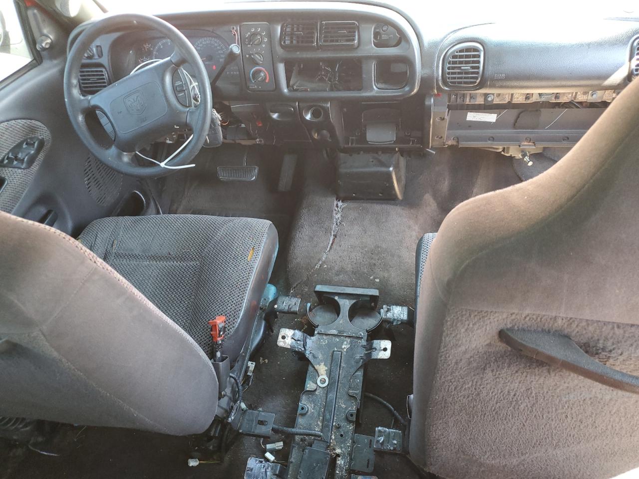 1999 Dodge Other Red vin: 3B7HC13Y5XG244752